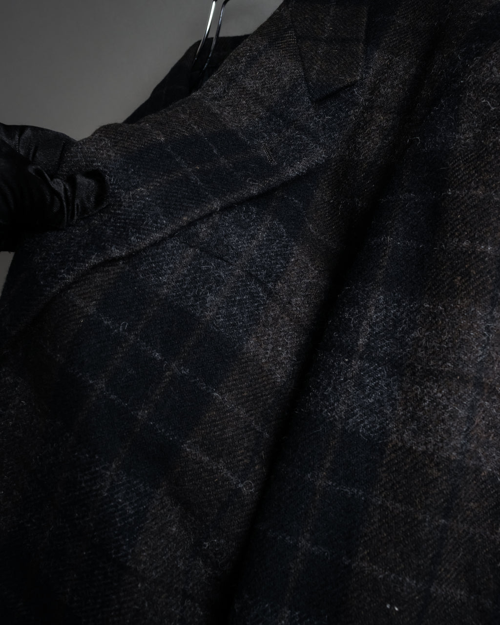 “COMME des GARÇONS HOMME”
88AW Boxy plaid tailored jacket
