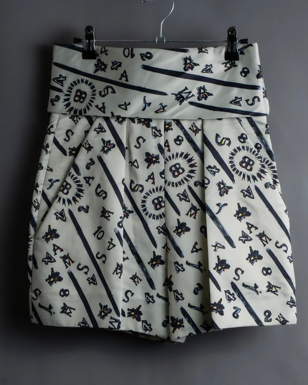 “BALENCIAGA” Number pattern designed shorts