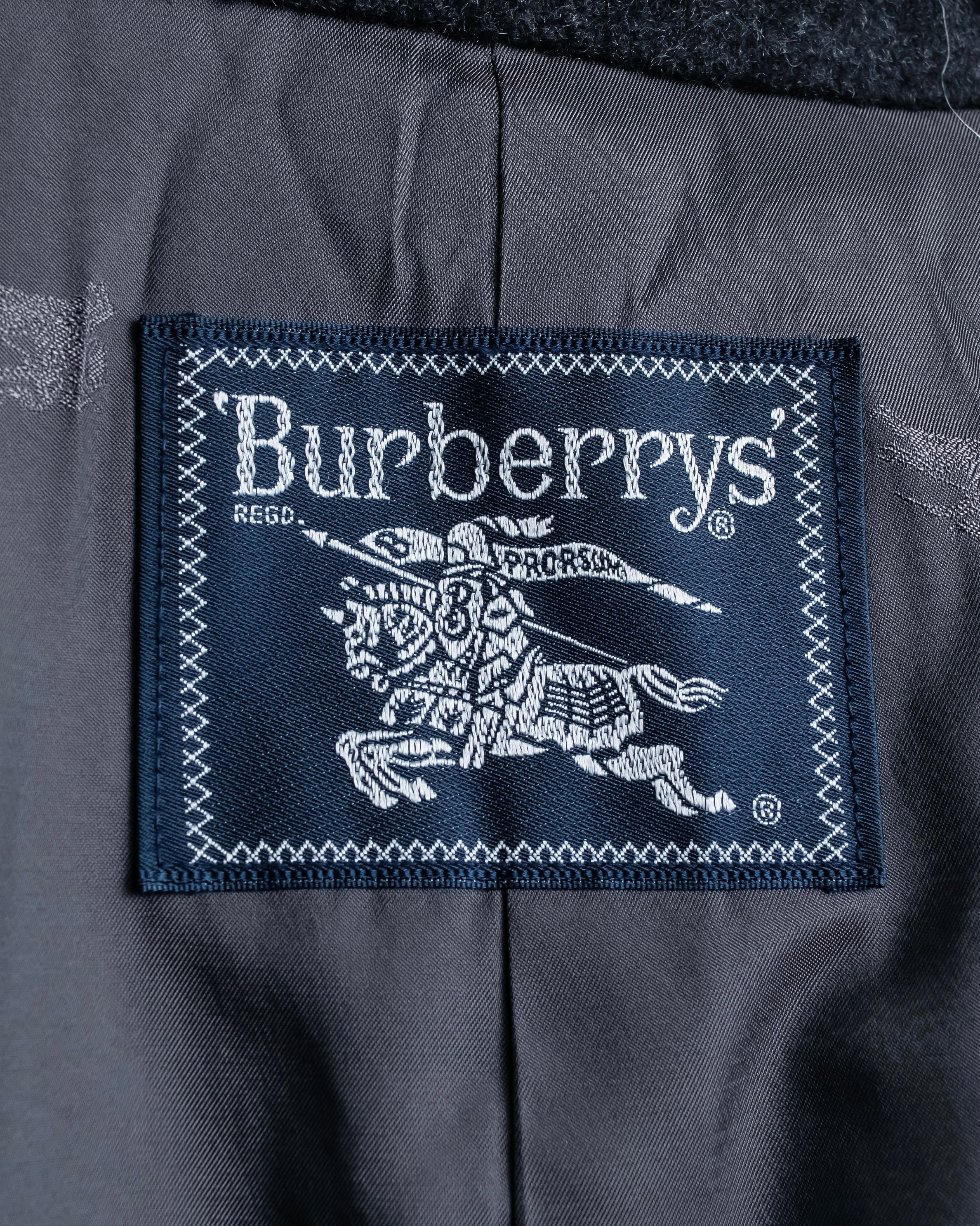 "BURBERRYS" Vintage stand collar concealed long coat
