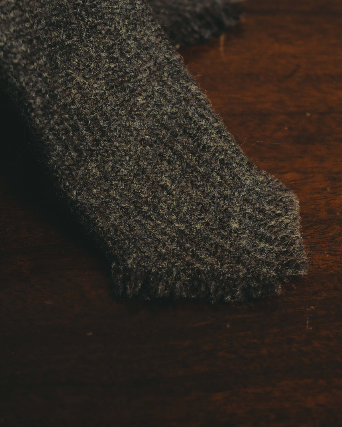 -SPECIAL- "Yves Saint Laurent" 90's-00's Charcoal grey wool textured knit tie