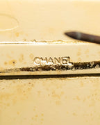 "CHANEL" Logo engraved gold plate brooch