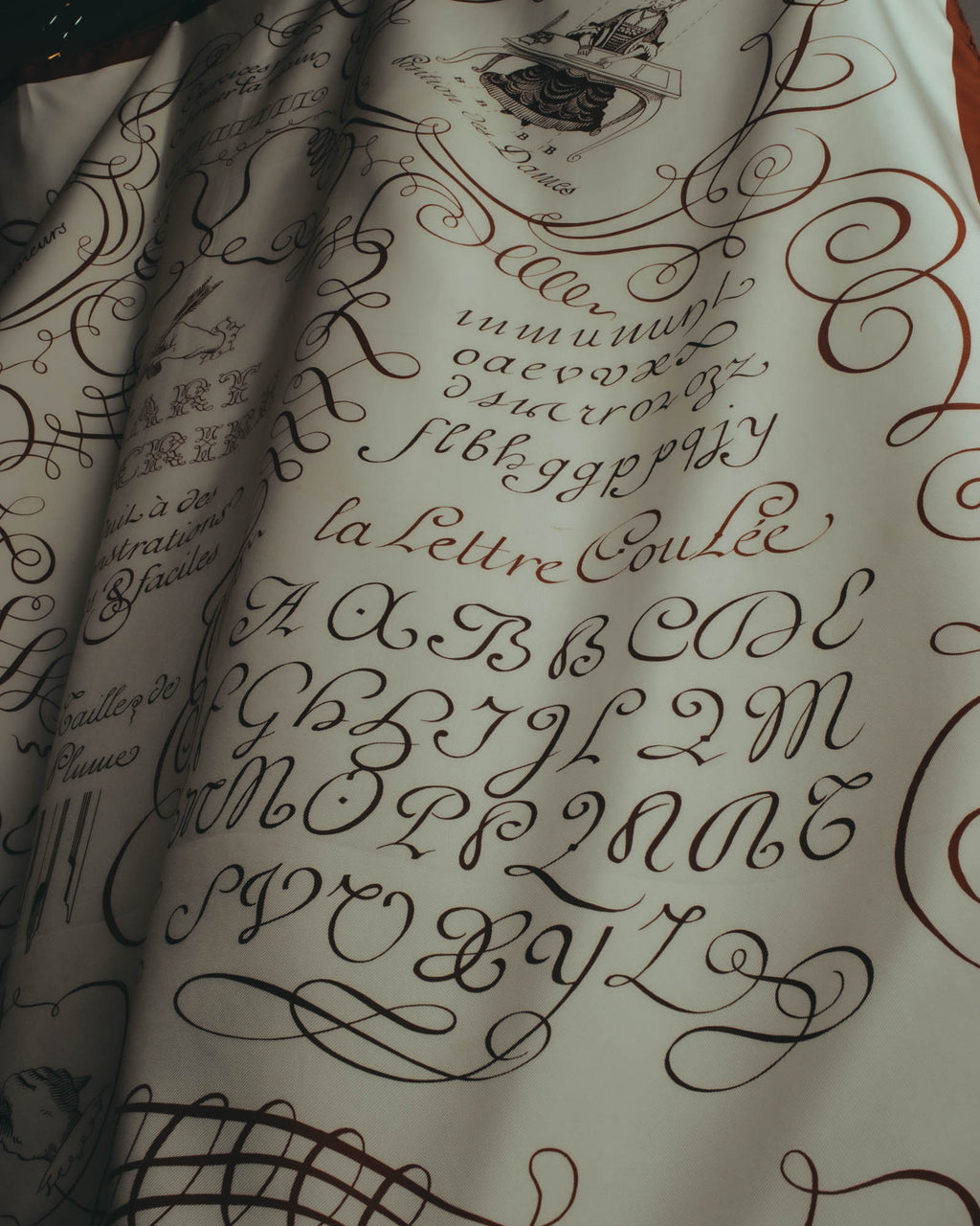 "Hermès" 90's Calligraphy print silk scarf