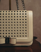 "Salvatore Ferragamo" 2010's-20's Ivory perforated leather chain shoulder bag