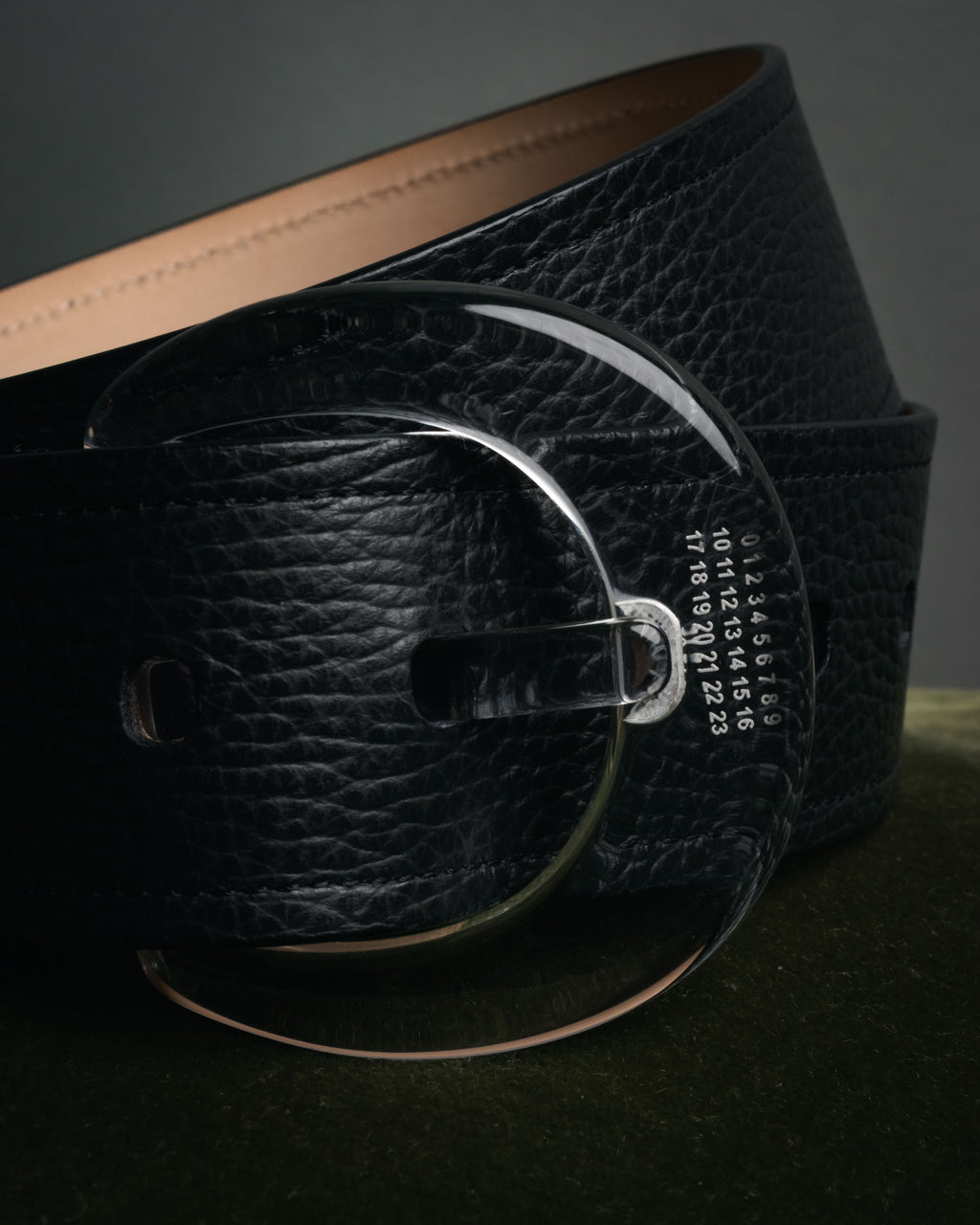 “Maison Margiela” 2016-2022 Clear calendar buckle grained leather belt
