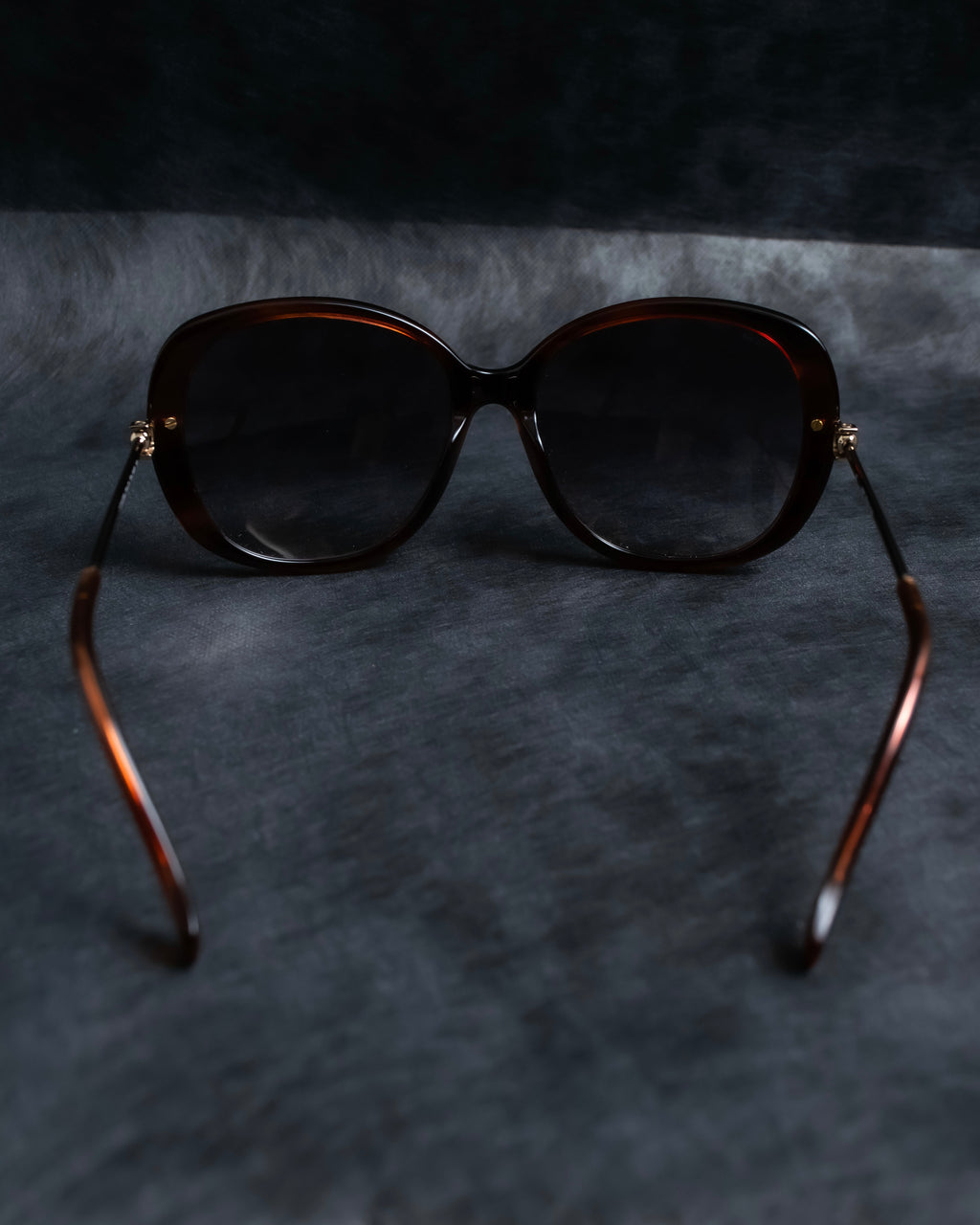 "LOEWE" Butterfly frame silver temple sunglasses