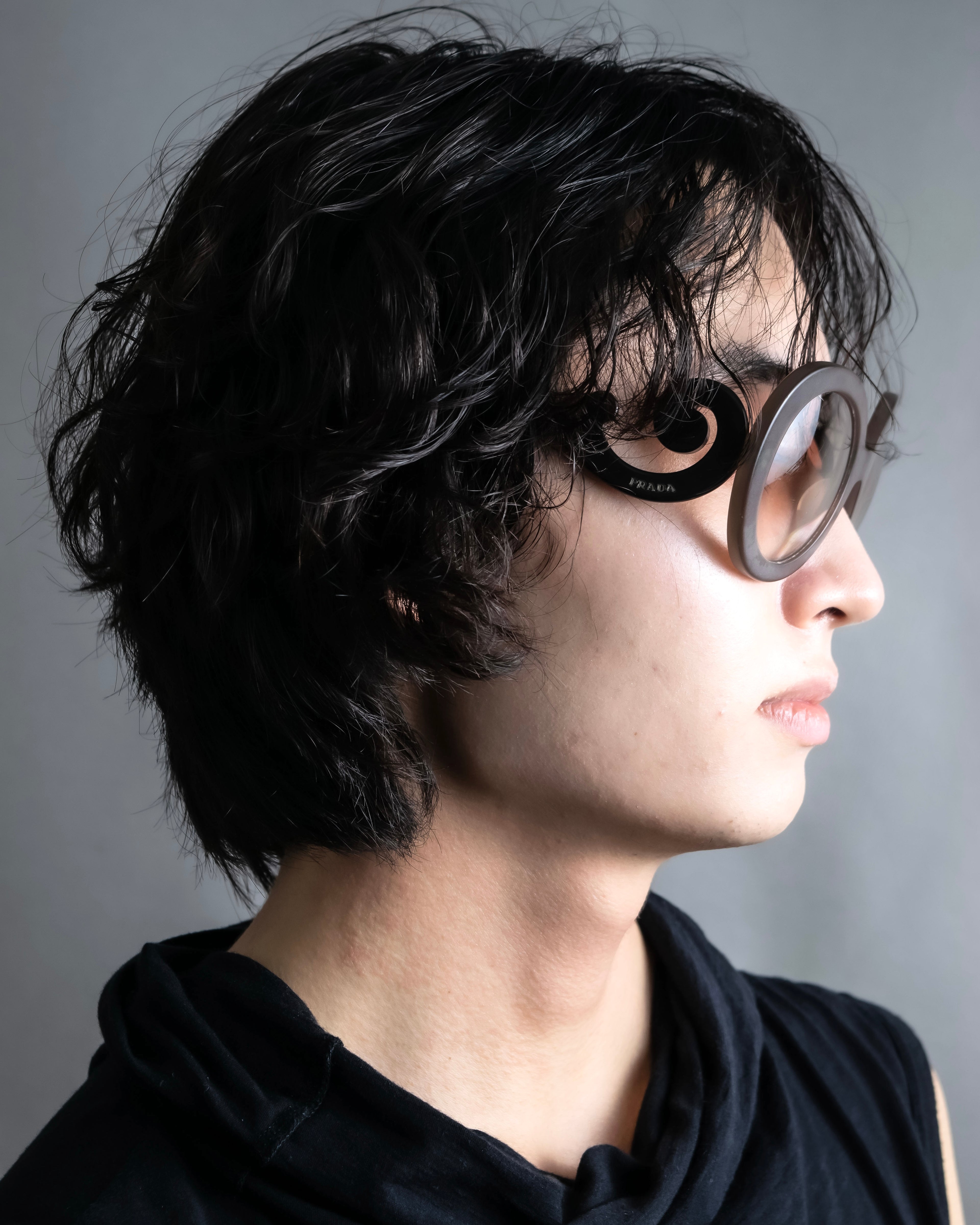 “PRADA” Minimal Baroque black sunglasses