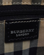 "BURBERRY" Silver stud design grained leather one-handle bag