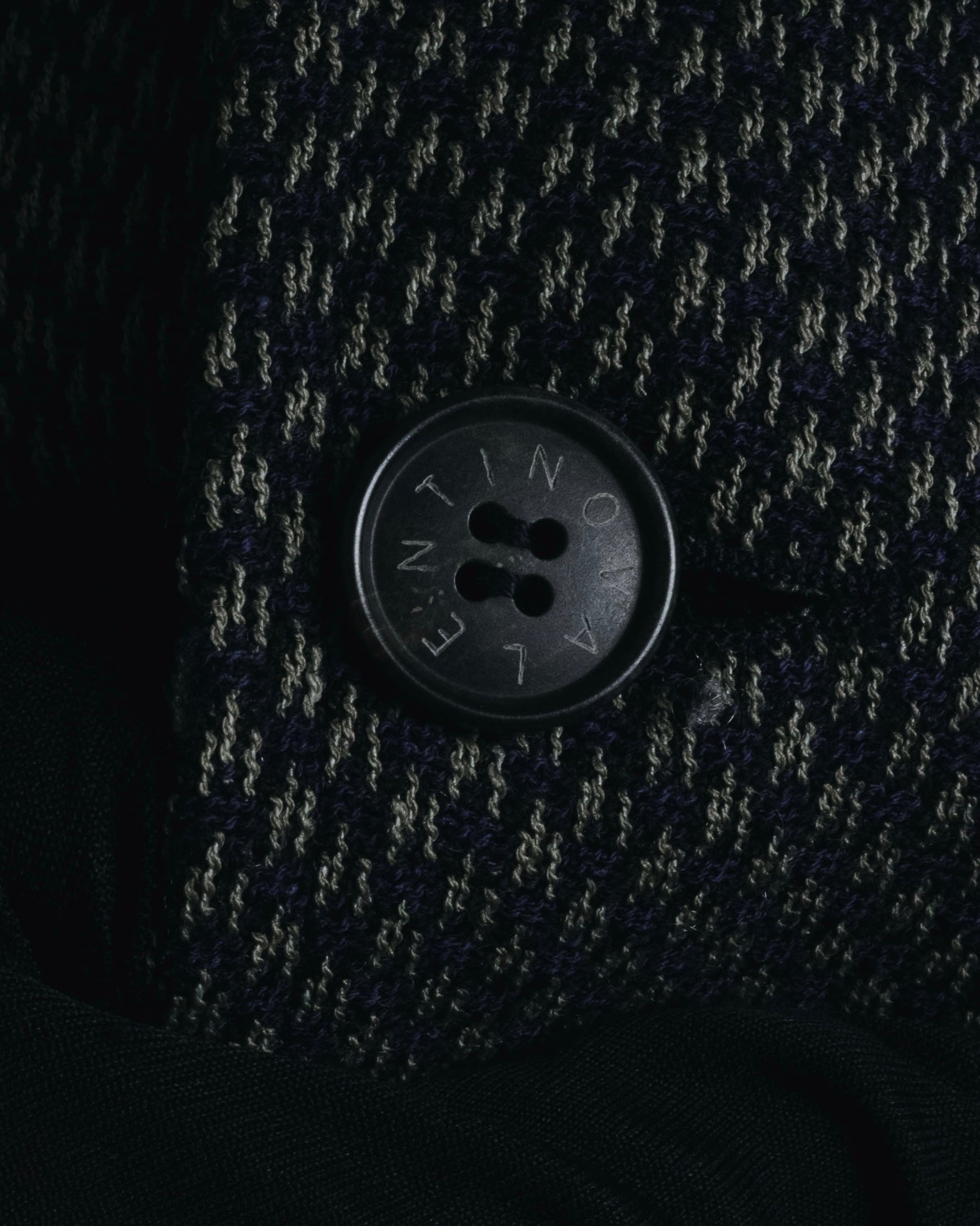 "VALENTINO GARAVANI BOUTIQUE"
Late 80’s - Early 90’s soft-structured birdseye wool tailored jacket