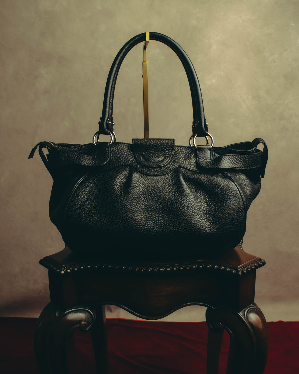 “Salvatore Ferragamo” 00’s-10’s Gancini pebbled leather handbag