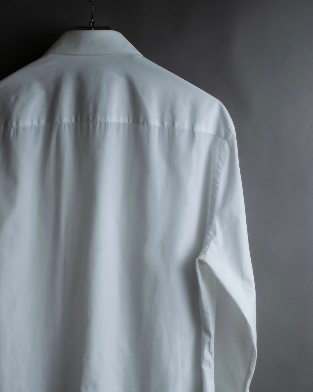 "GIVENCHY" Bosom panel design white shirt