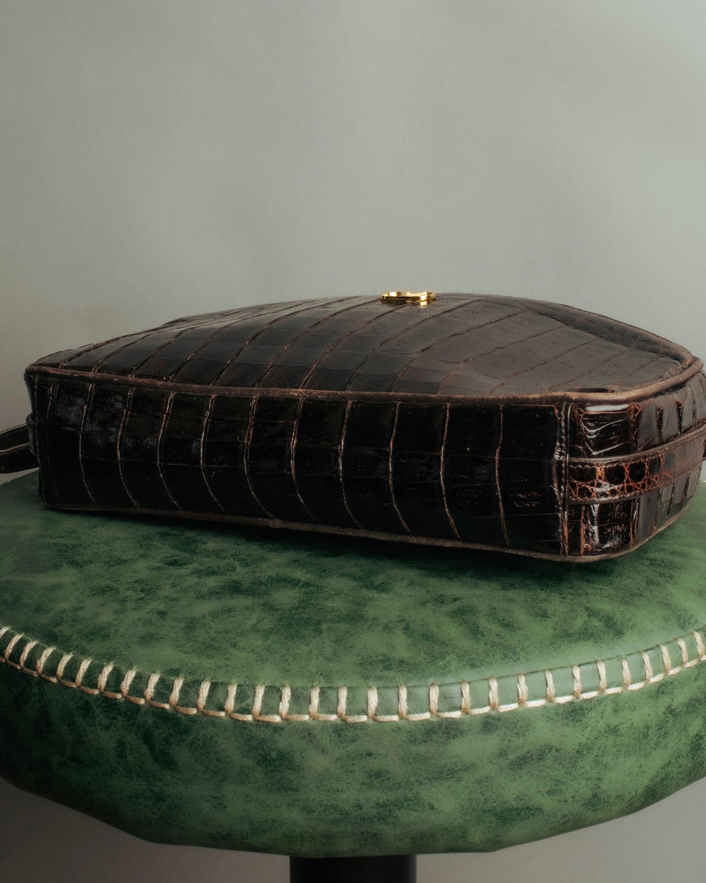 "valentino garavani" 70's-80's Vintage genuine crocodile leather shoulder bag