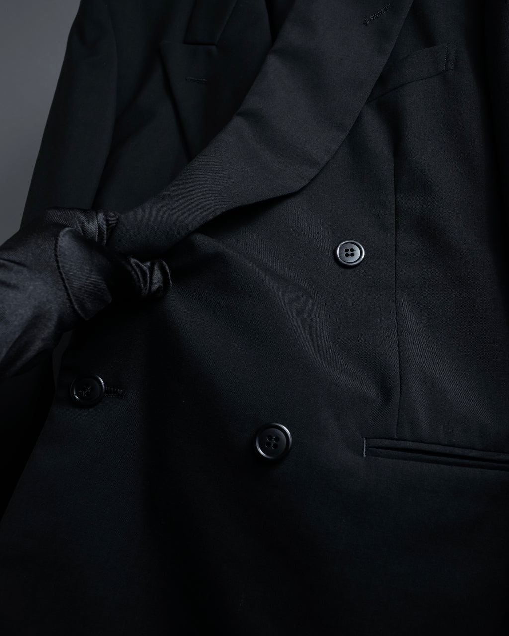 "YVES SAINT LAURENT" Straight tailoring design set up