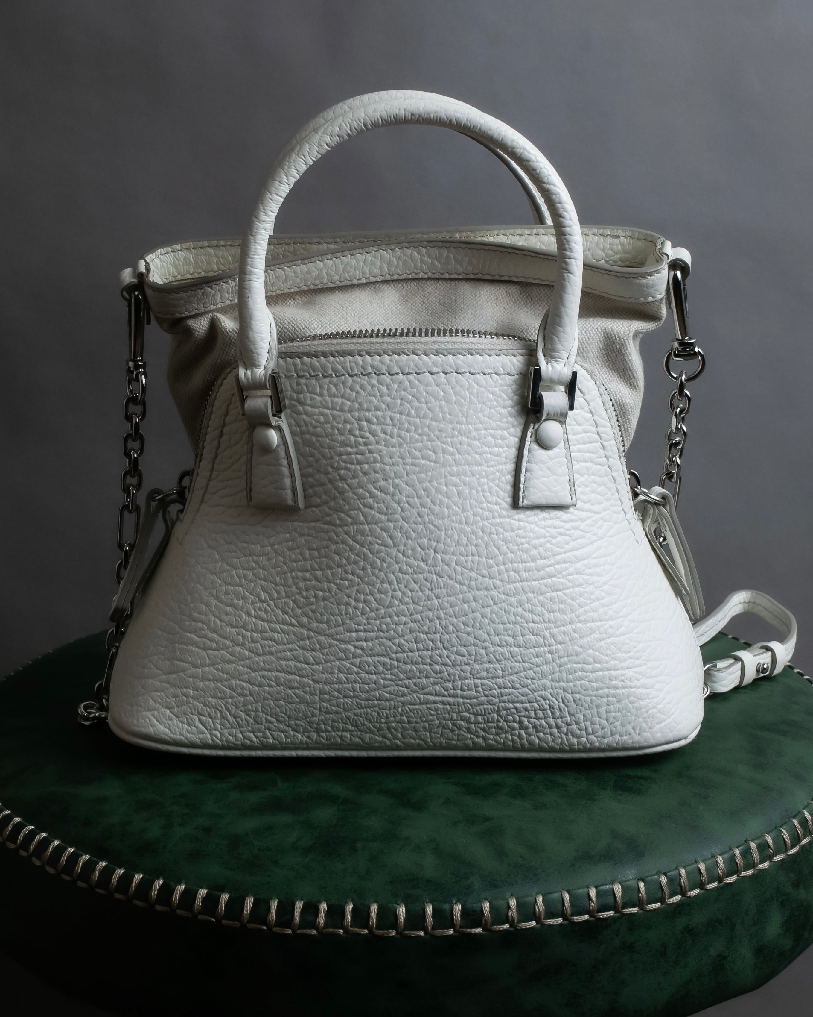 "MAISON MARGIELA" 5AC small white color 2way leather bag