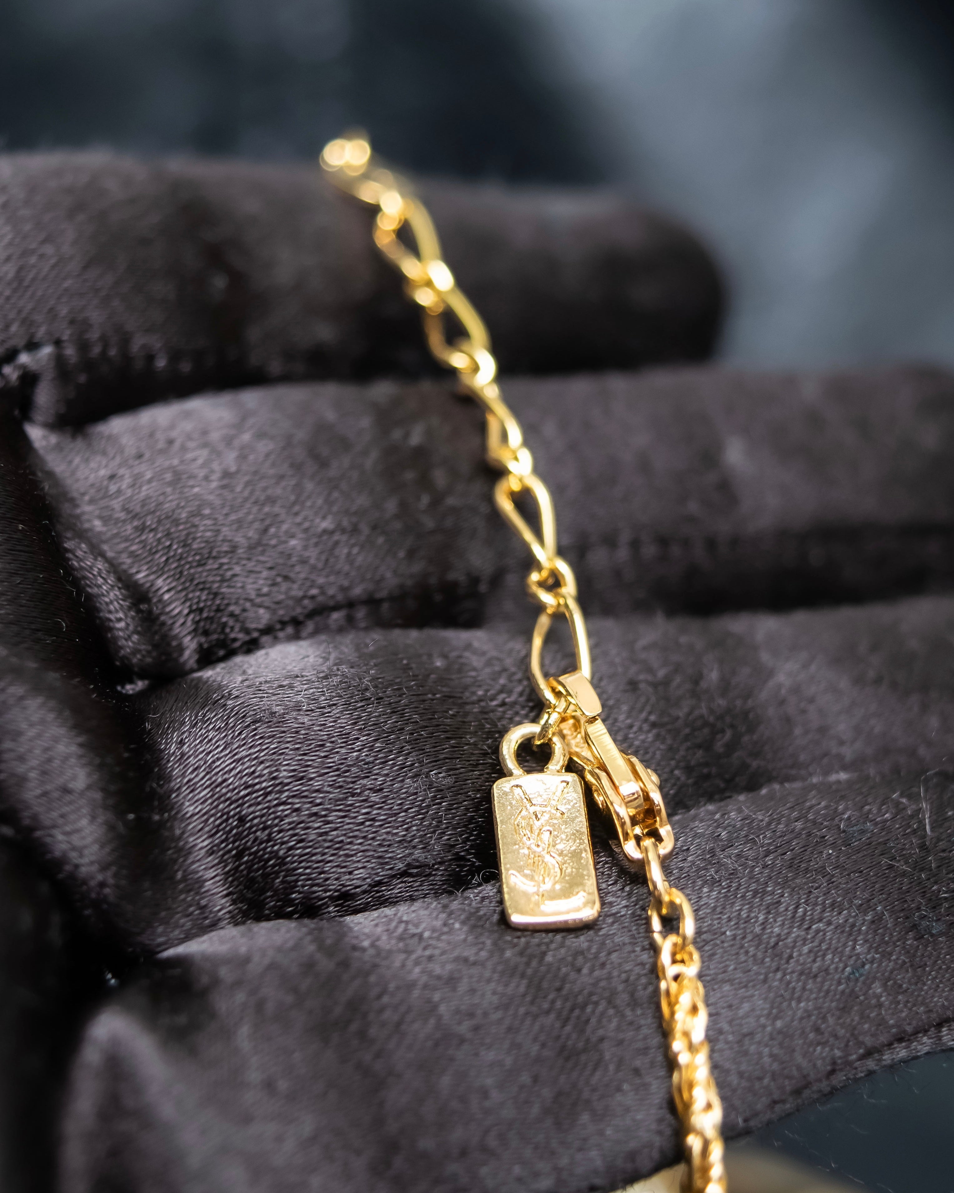 "YVES SAINT LAURENT" rhinestone motif gold necklace