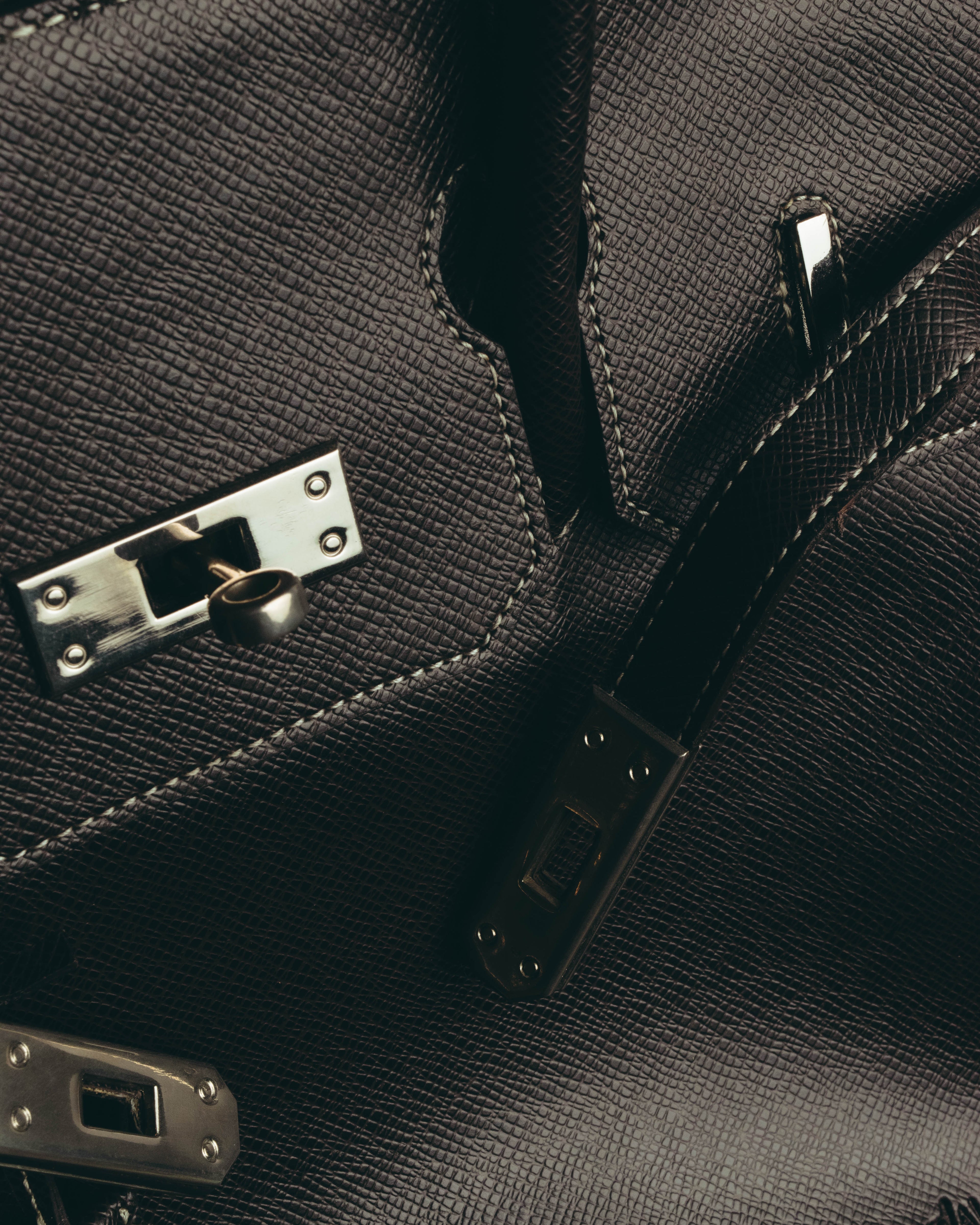 "Yves Saint Laurent" 90's-00's Classic textured leather structured top handle bag