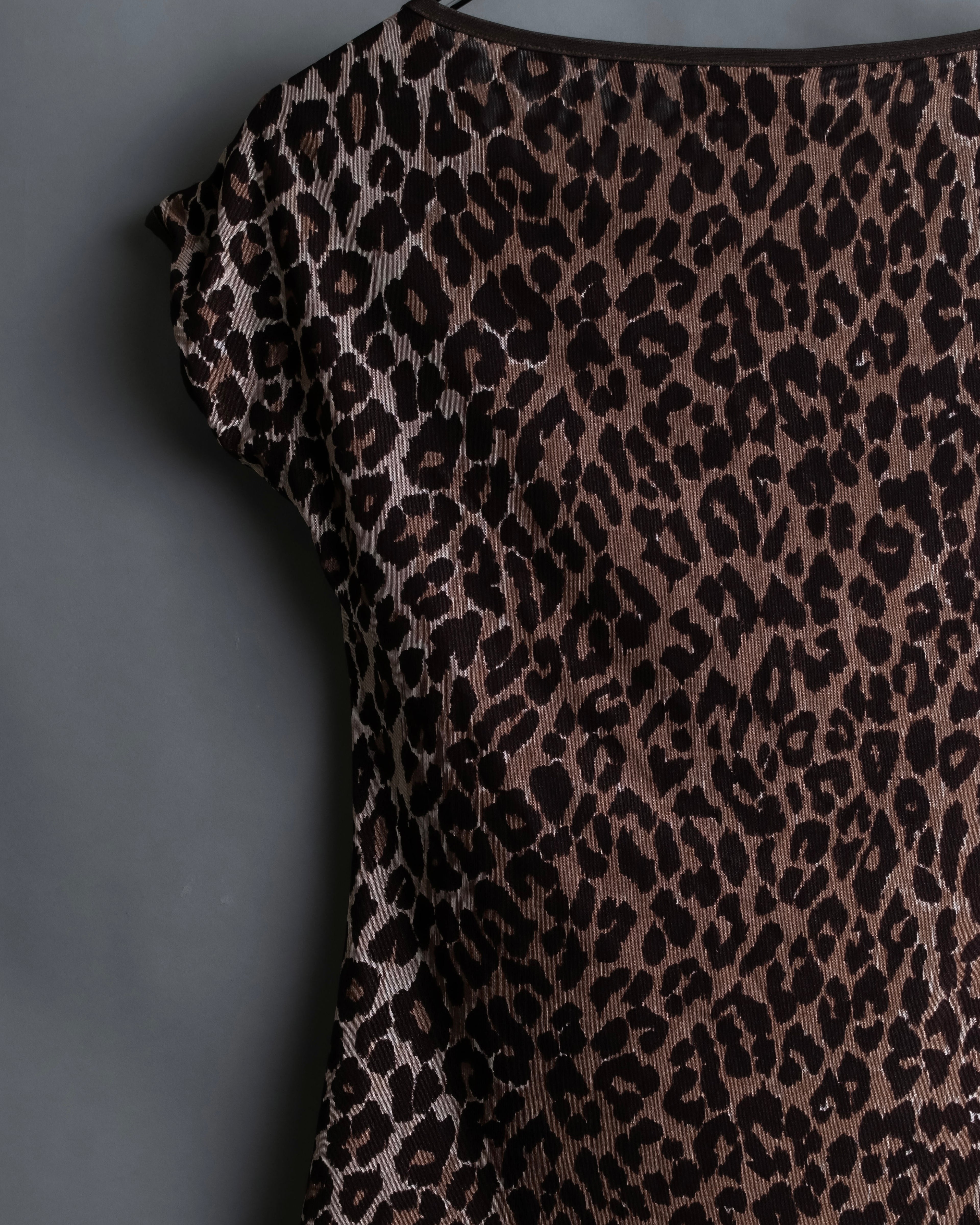 "DOLCE & GABBANA" Leopard print short cut and sew