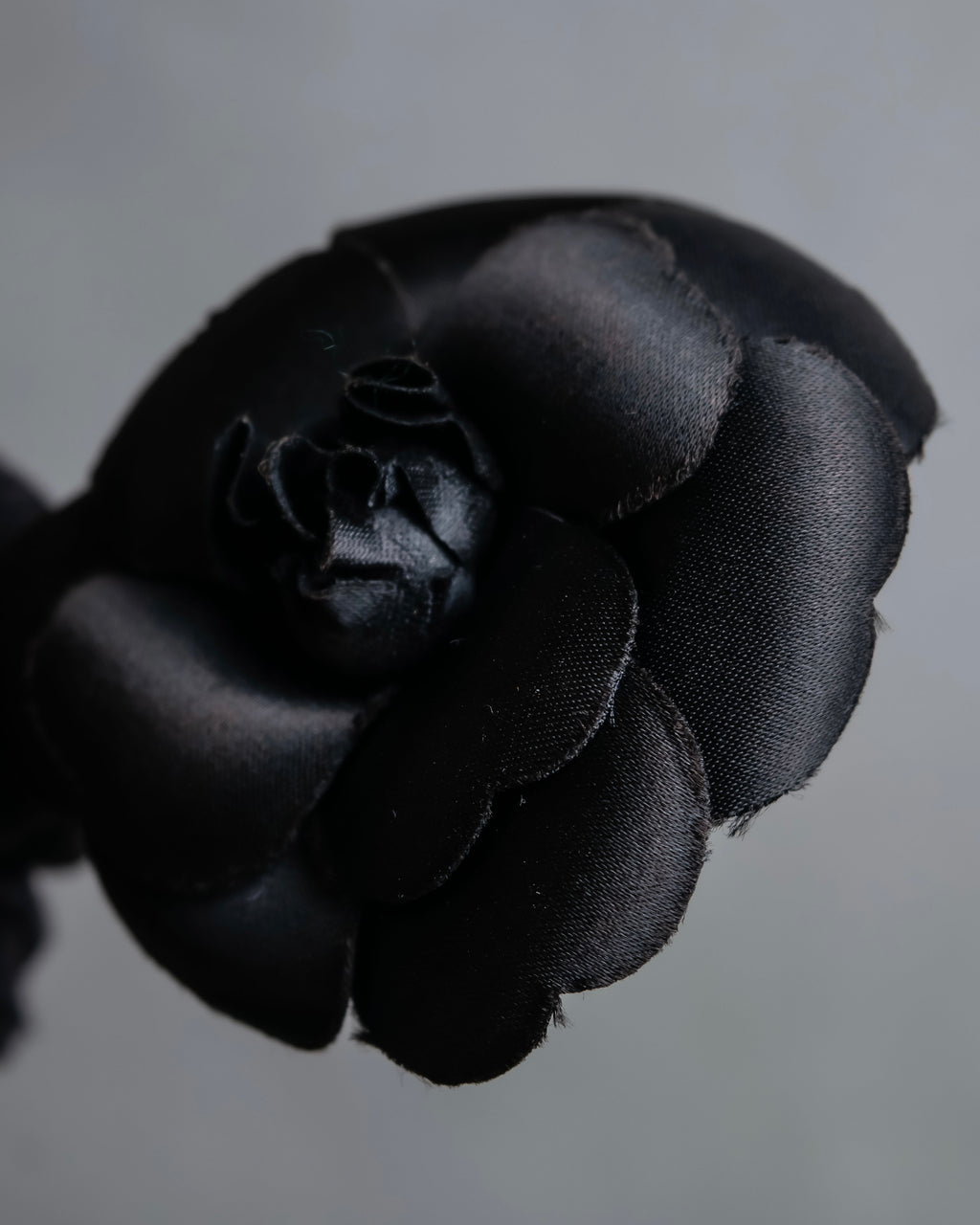 "CHANEL" Black camellia motif brooch