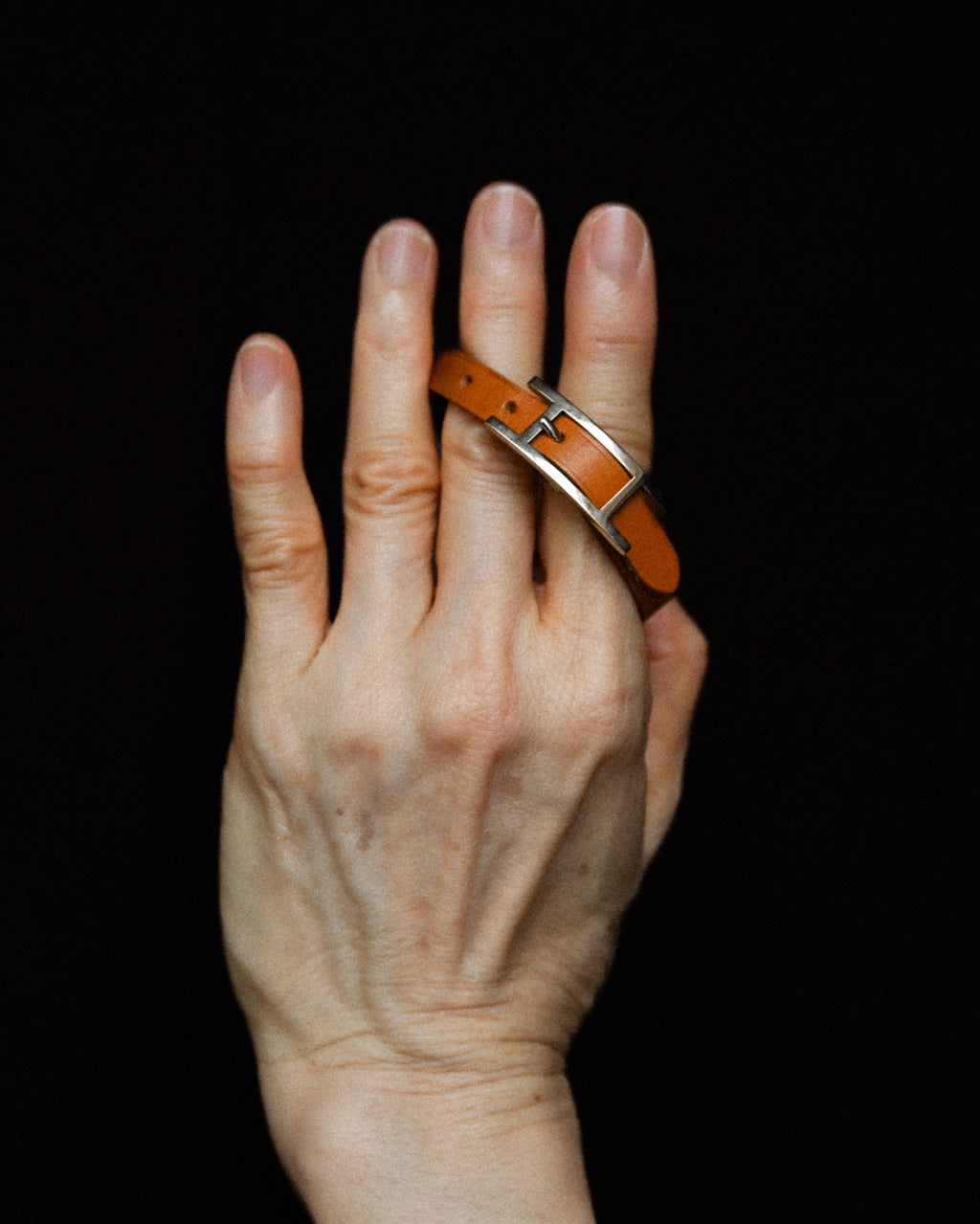 HERMES/ “Hapi” H Logo Leather Bracelet