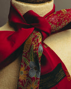"GUCCI" 70's-80's Floral silk scarf tie