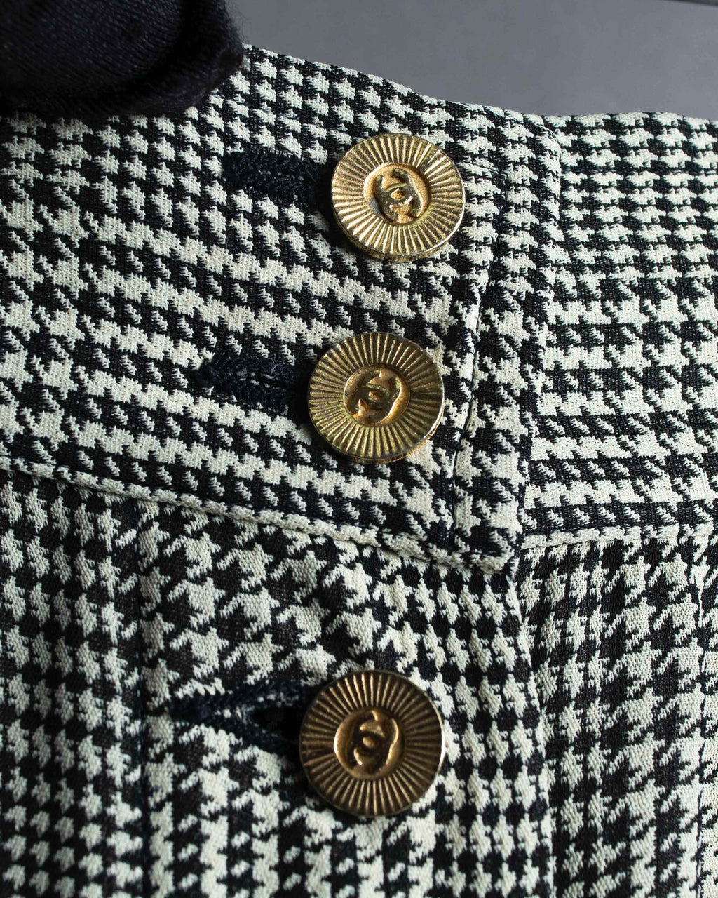 "CHANEL" Coco mark button fly detail houndstooth pattern wide slacks