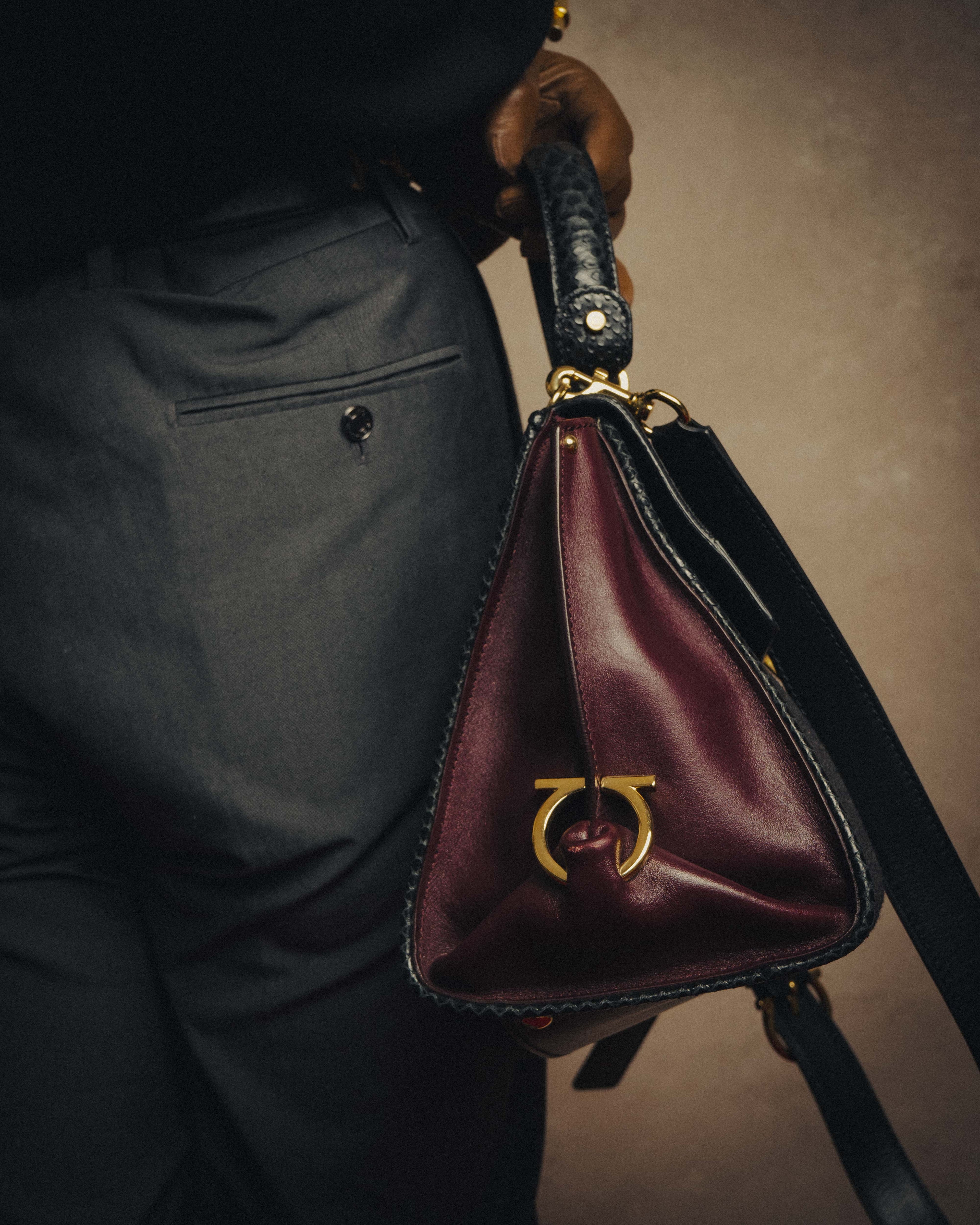-SPECIAL- “Salvatore Ferragamo” 2019-21 Mixed material Sofia top handle bag