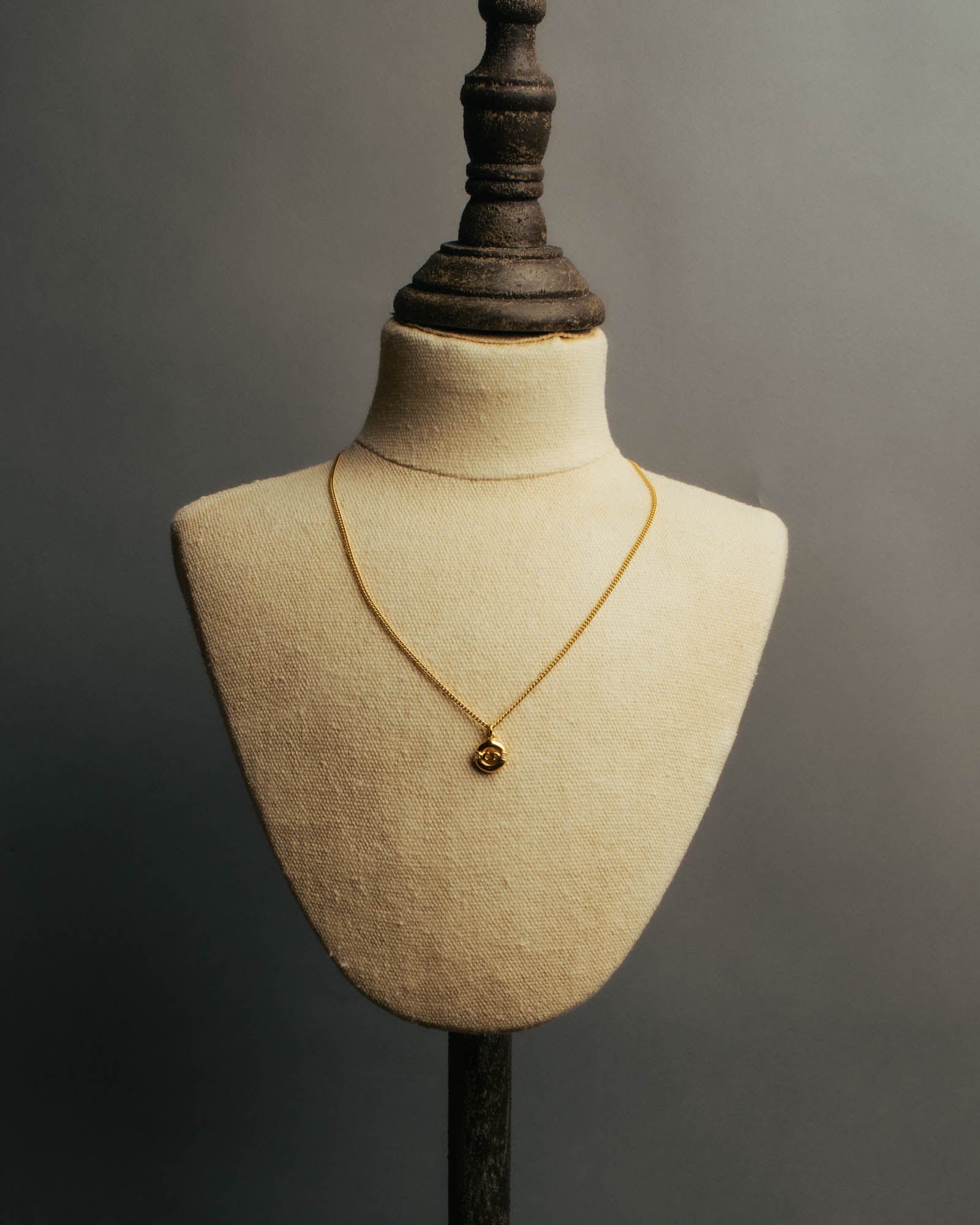 "Christian Dior" 80's-00's Gold tone cd pendant necklace