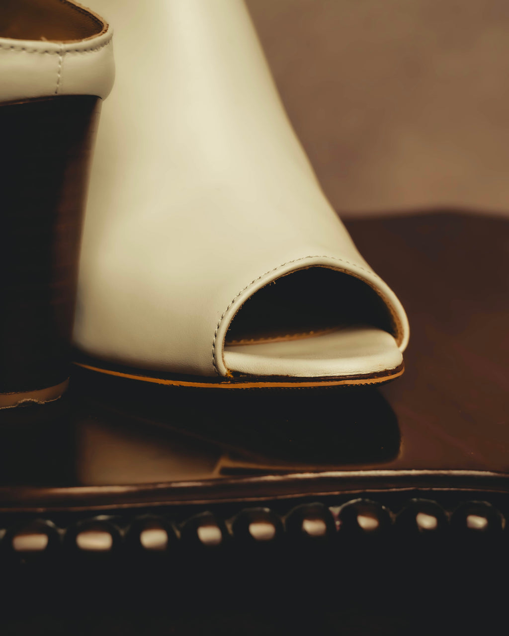 “Sergio Rossi” White open-toe heeled mules