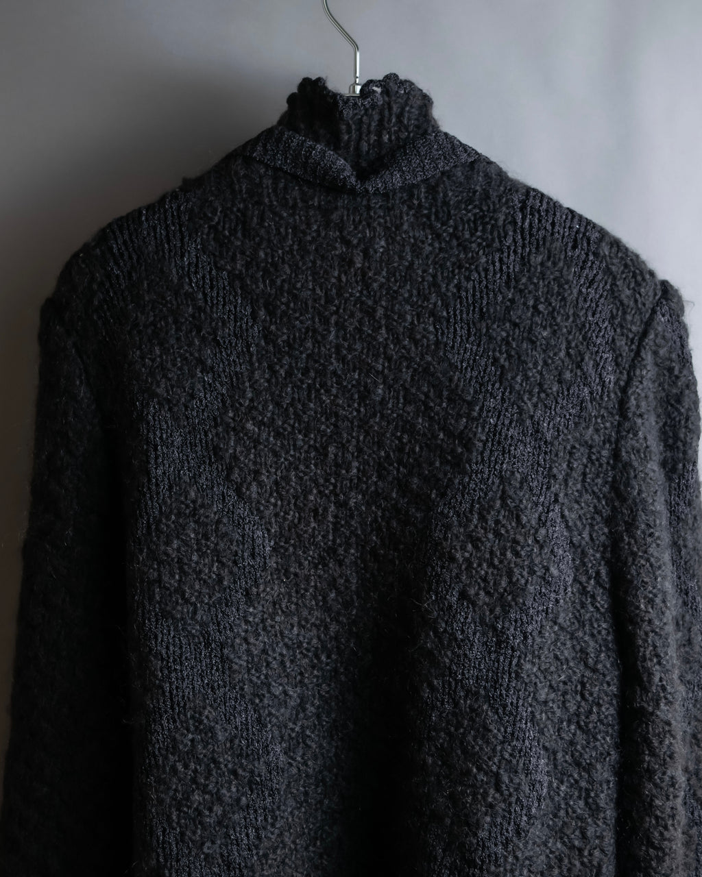 "YVES SAINT LAURENT" Ribbon design stand collar low gauge cardigan