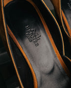 "Hermès" 90's-00's Sculptural suede pointed-toe pumps