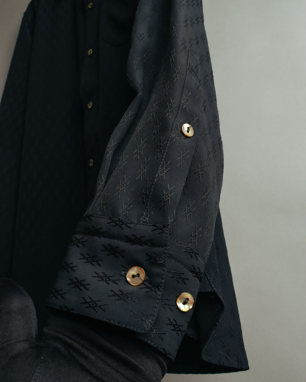 "Jean Paul Gaultier Classique" 90's Geometric jacquard total-pattern shirt with shell buttons