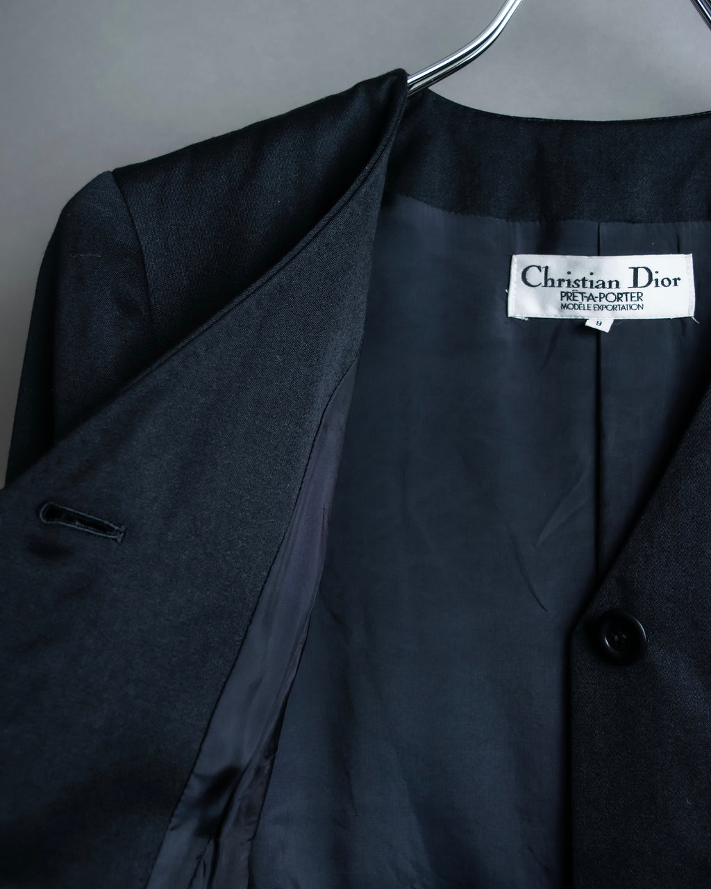 “Christian Dior” Beautiful shape no collar jacket