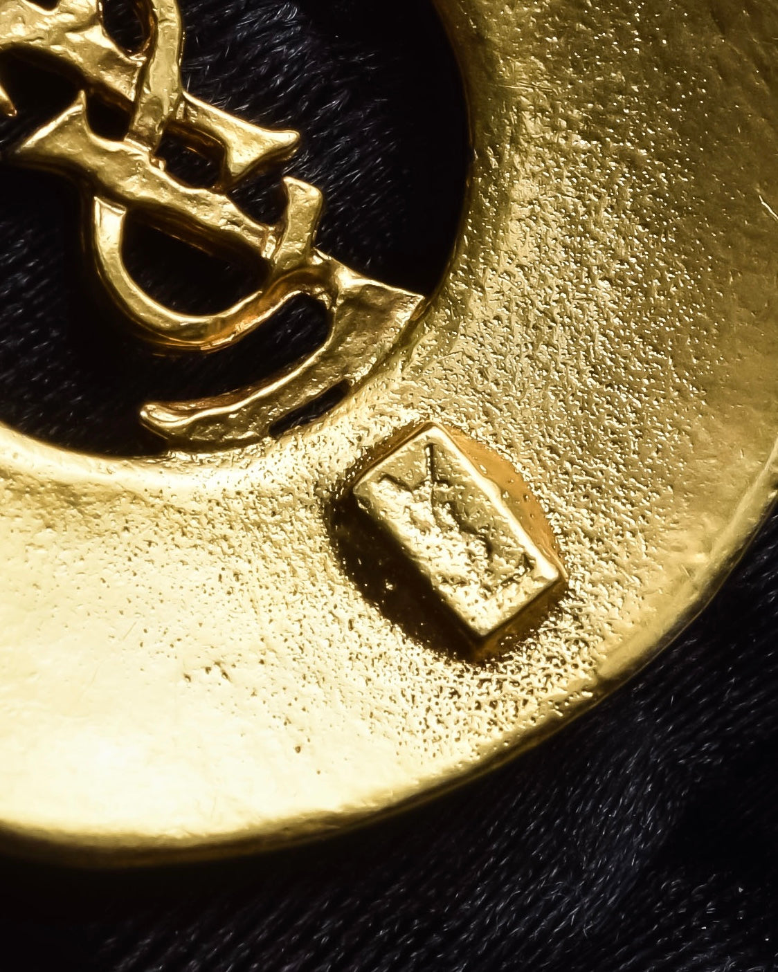 "YVES SAINT LAURENT" Embossed medallion YSL charm necklace