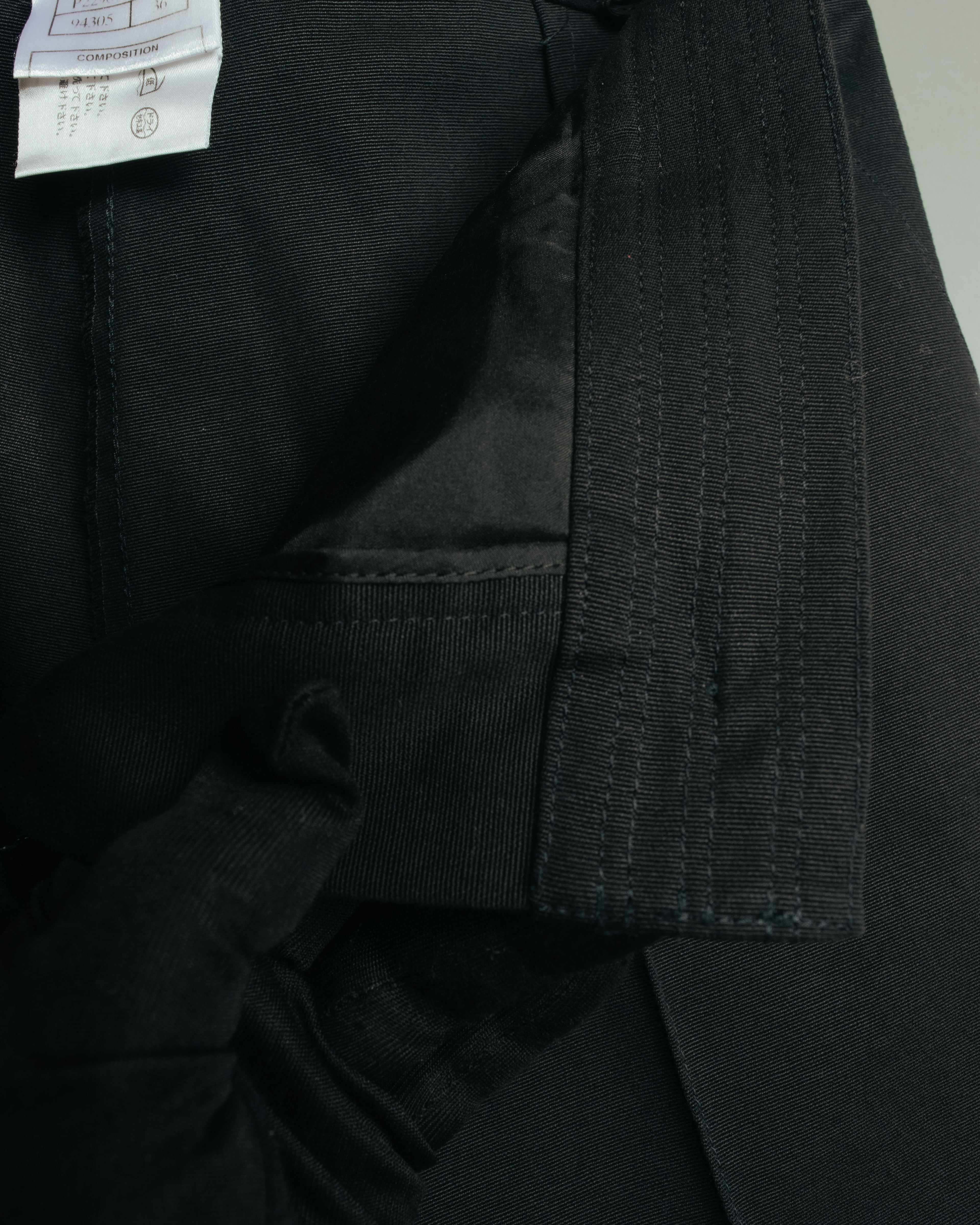 “CHANEL” 2004 Spring grosgrain straight trousers