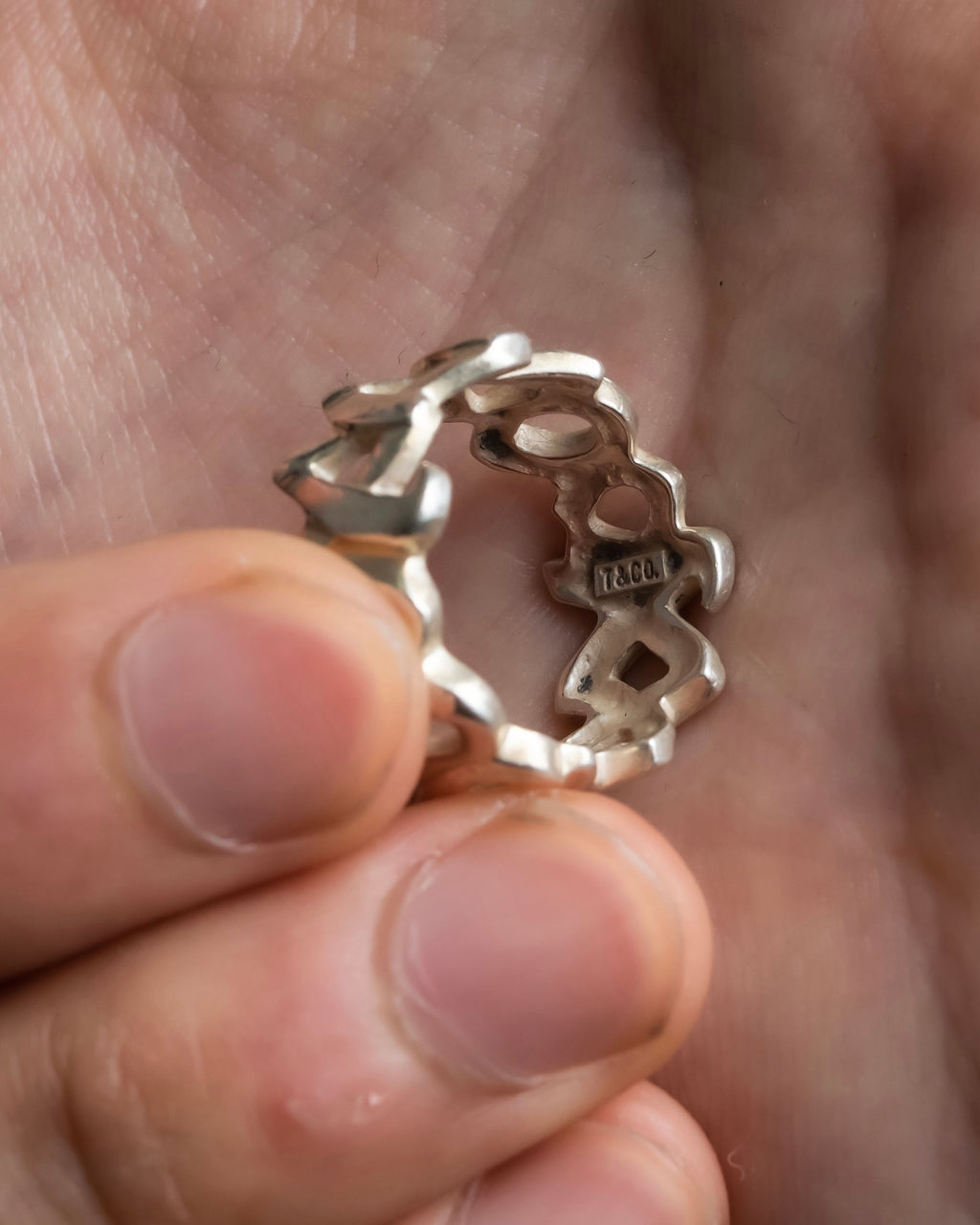 "Tiffany&Co" Paloma picasso love and kiss xo motif ring