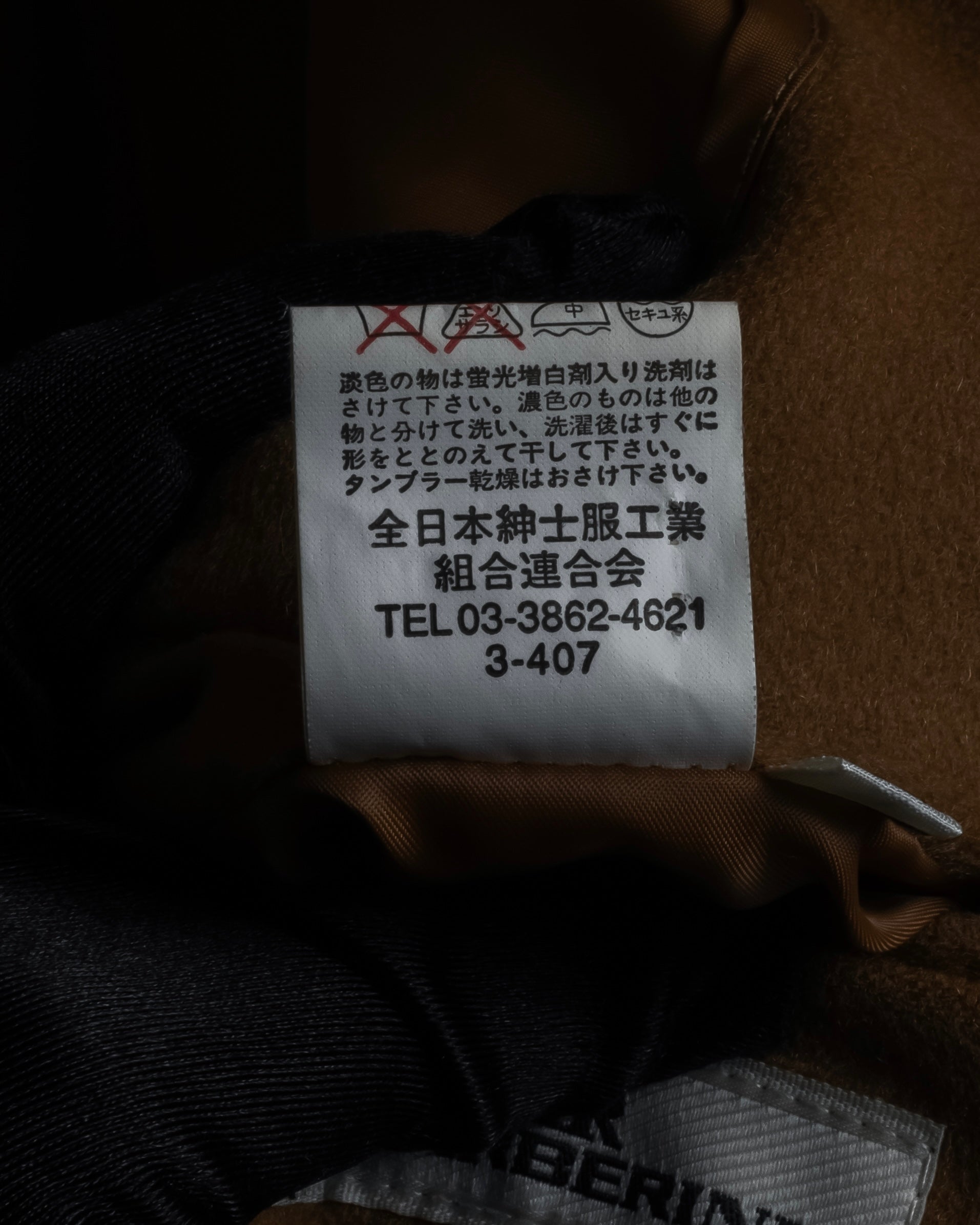 "BARBERINI" Classically tailored 100% cashmere chester coat