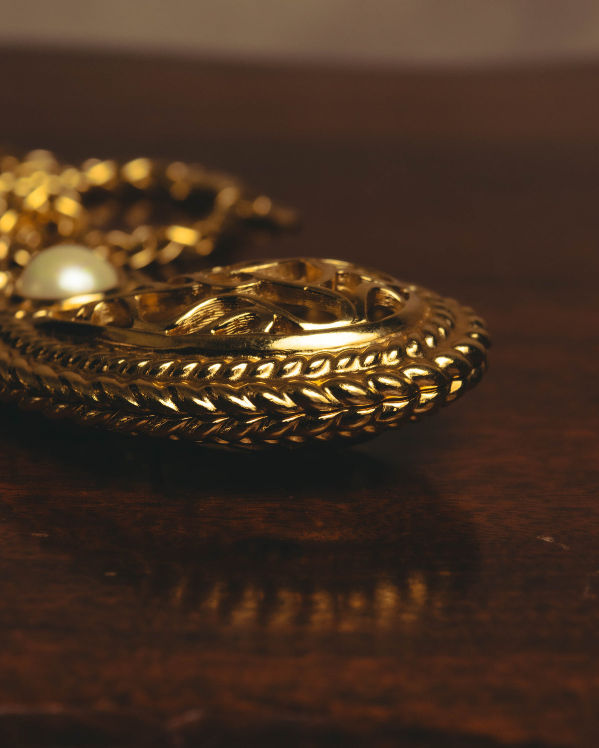 "Christian Dior" 80's-90's Ornate pendant necklace