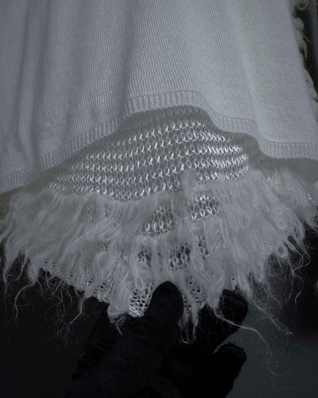 "COMME des GARCONS" 18AW layered mesh design fringe thick knit