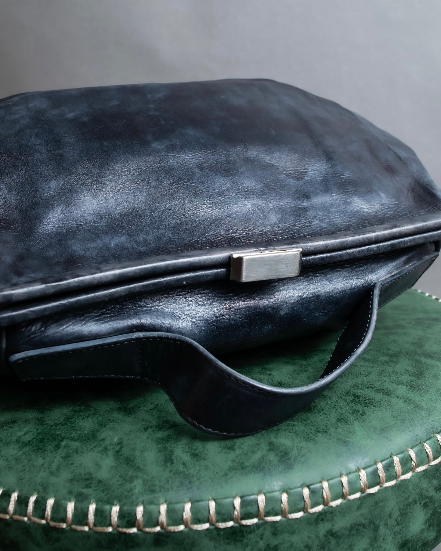 "ANN DEMEULEMEESTER" Tucked design purse leather one handle bag