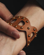 Pulsera de cuero con tachuelas de motivo cadena de ancla "HERMES"