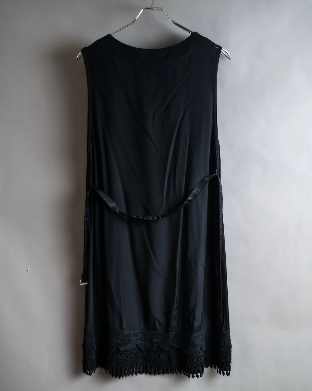 "LIMI feu" Knitted lace design belted sleeveless dress