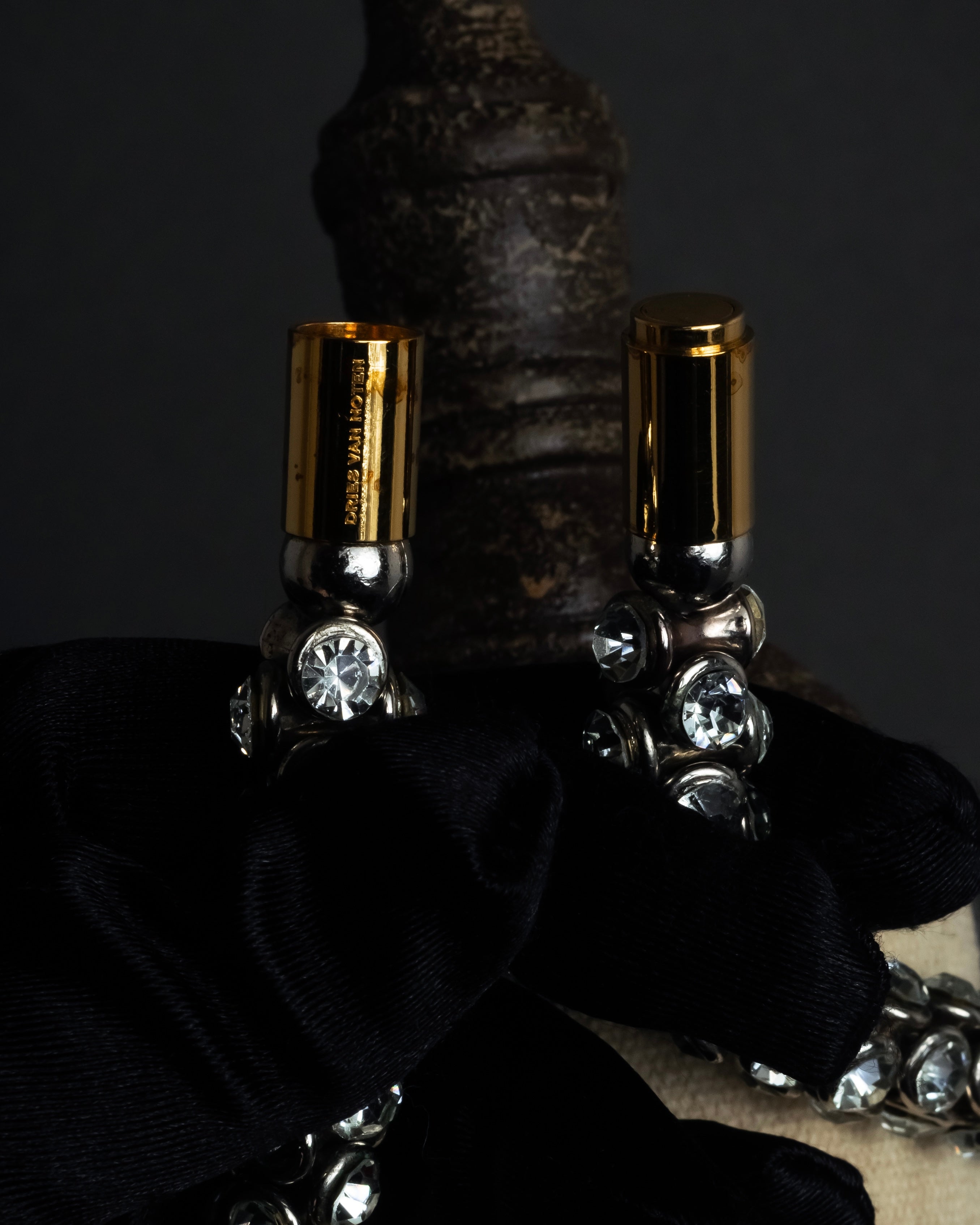 "DRIES VAN NOTTEN" 2022's Double crystal detail magnetic choker