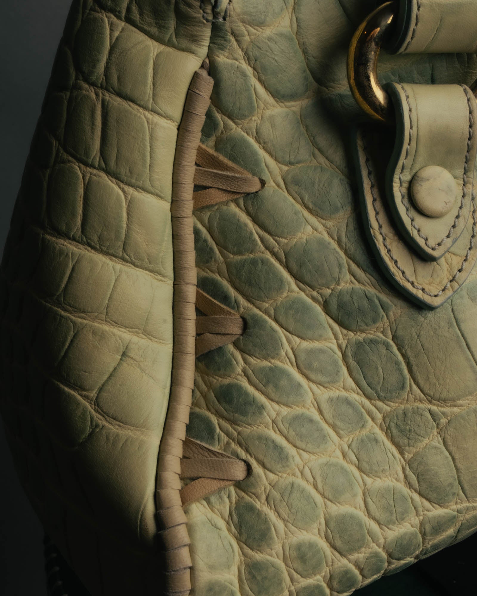 "GIORGIO ARMANI" 00's Crocodile-embossed leather tassel handbag