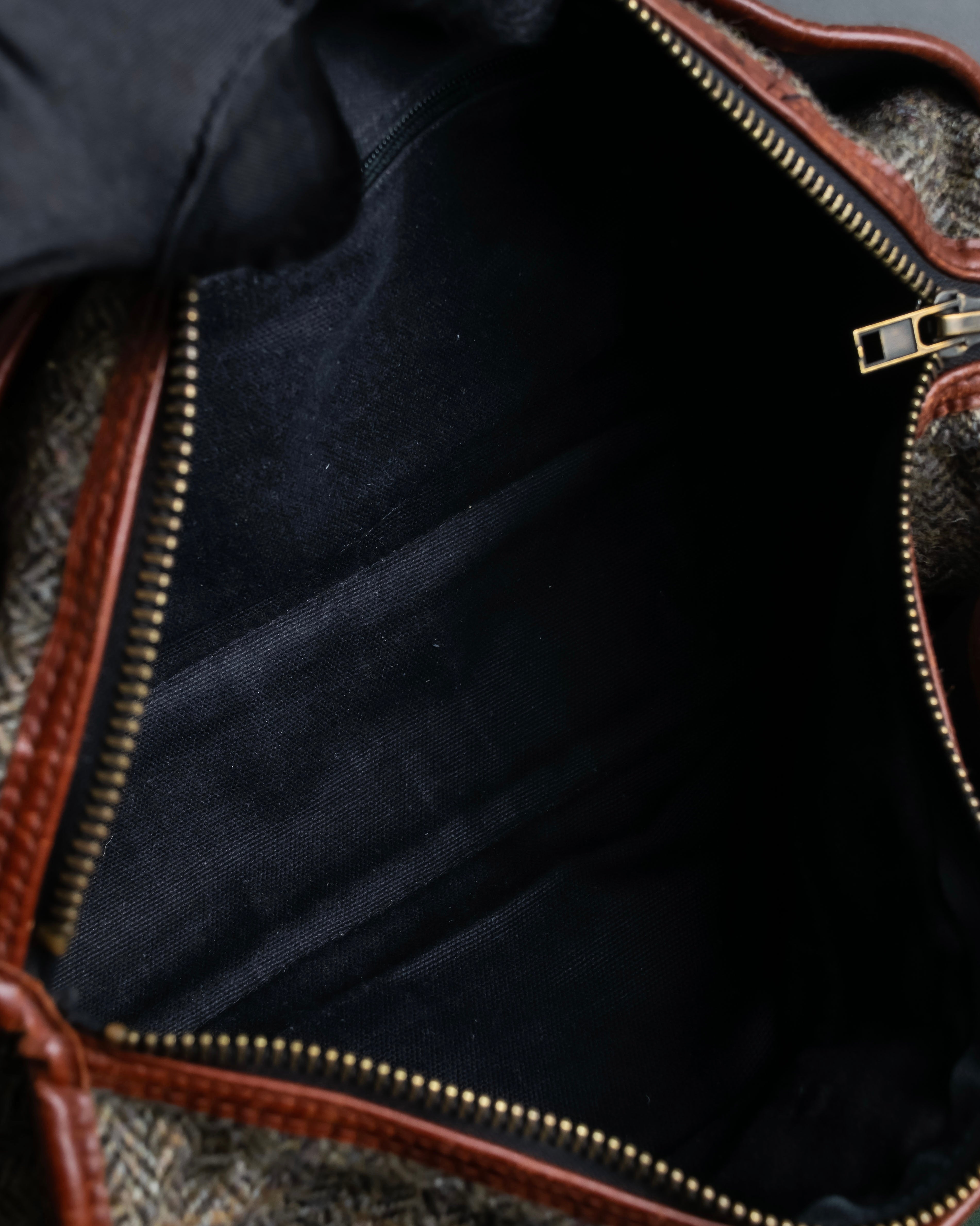 "Harris Tweed" Herringbone wave boston bag