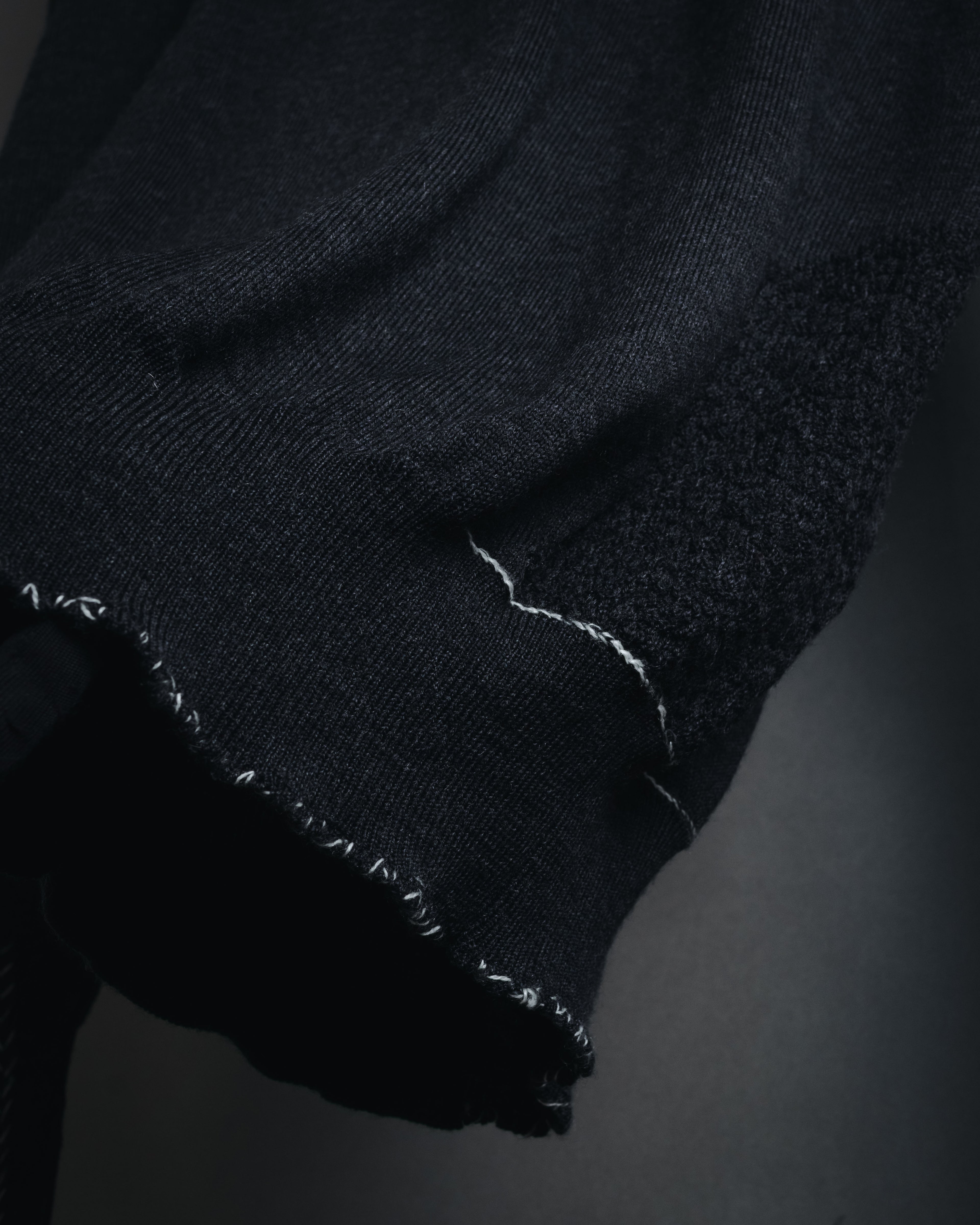 "Maison Margiela" 15AW deconstructed hand-stitched crewneck knit