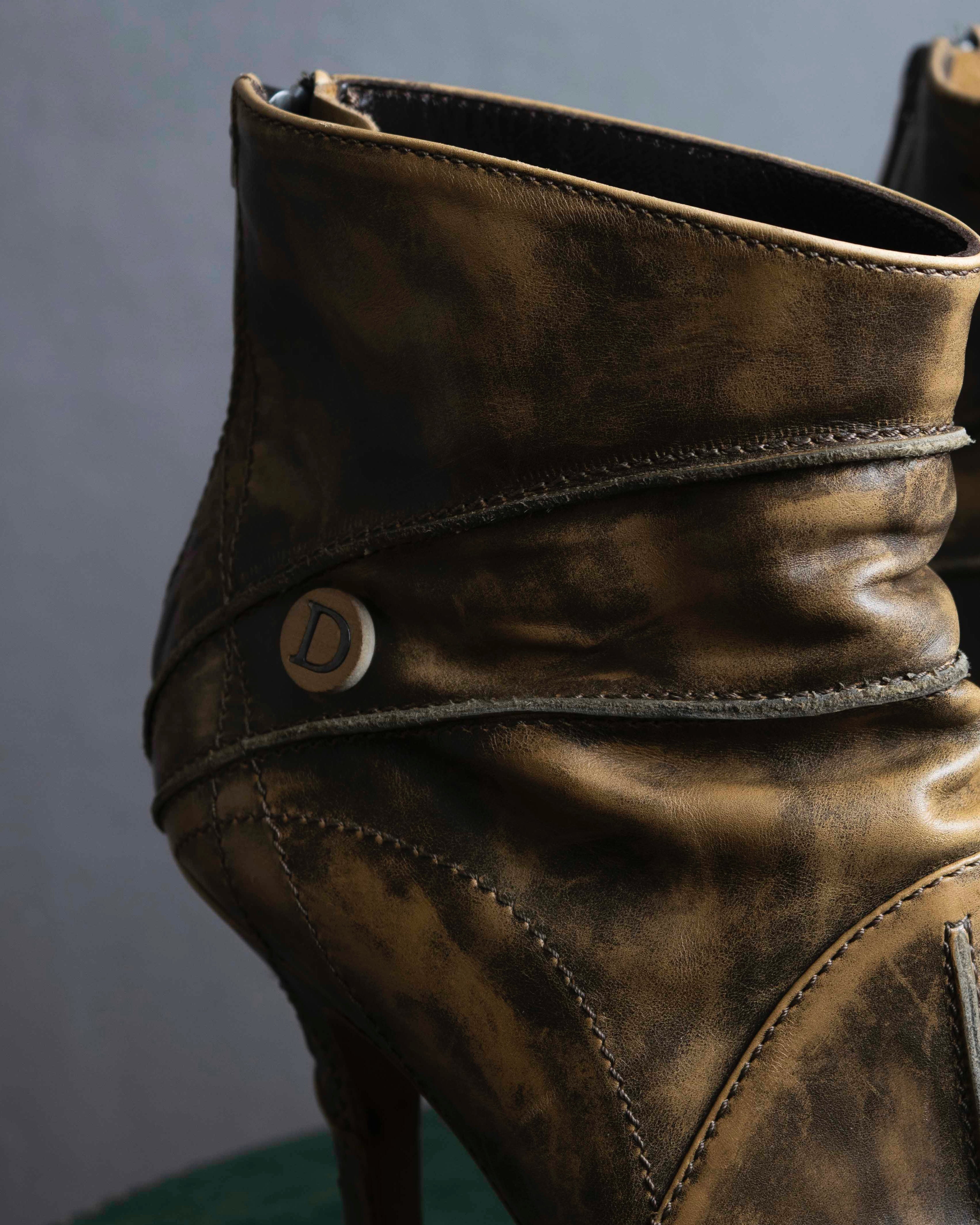 "Dior" Vintage style processing brown heel pumps