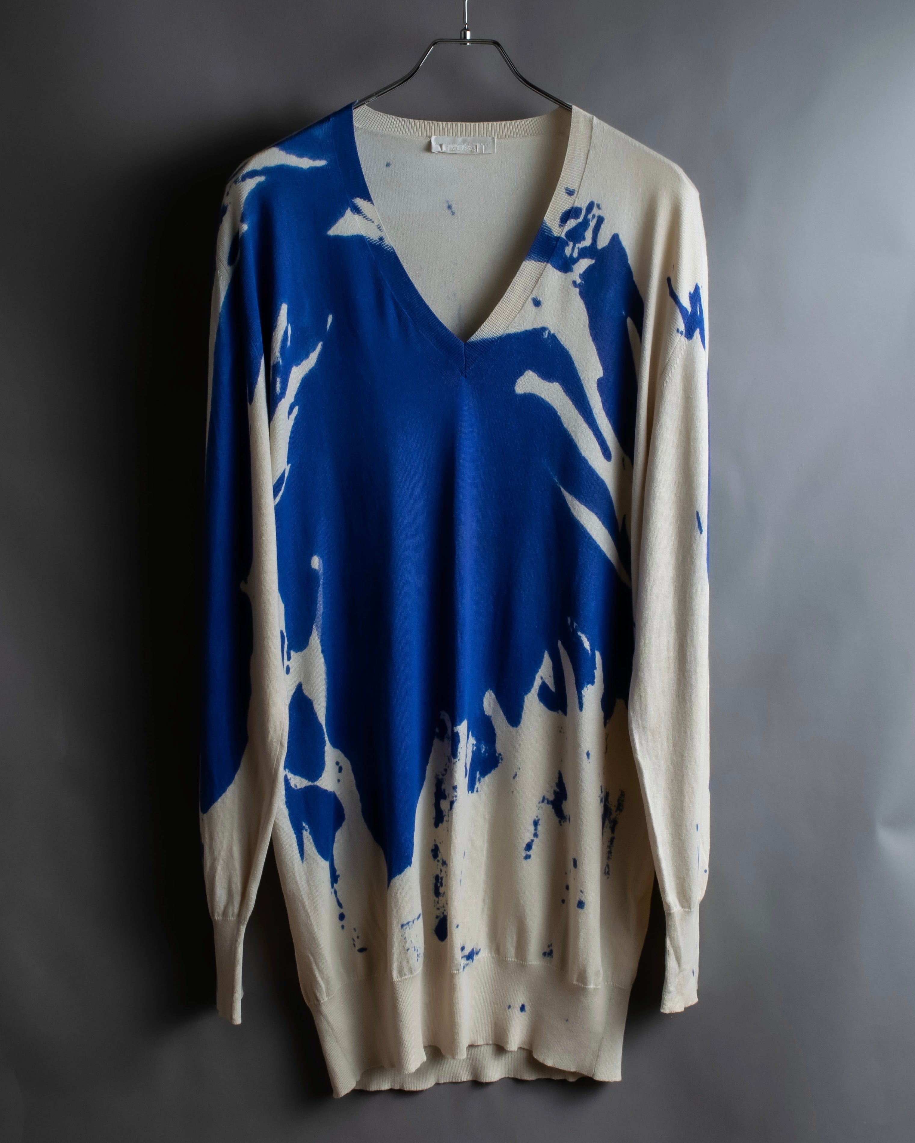 "Alexandar McQueen" Painted oversized V-neck knit