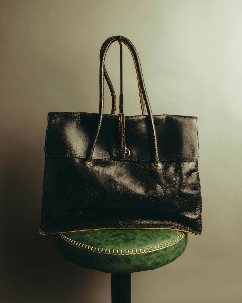 "Miu Miu" 90's-00's Cracked leather tote handbag