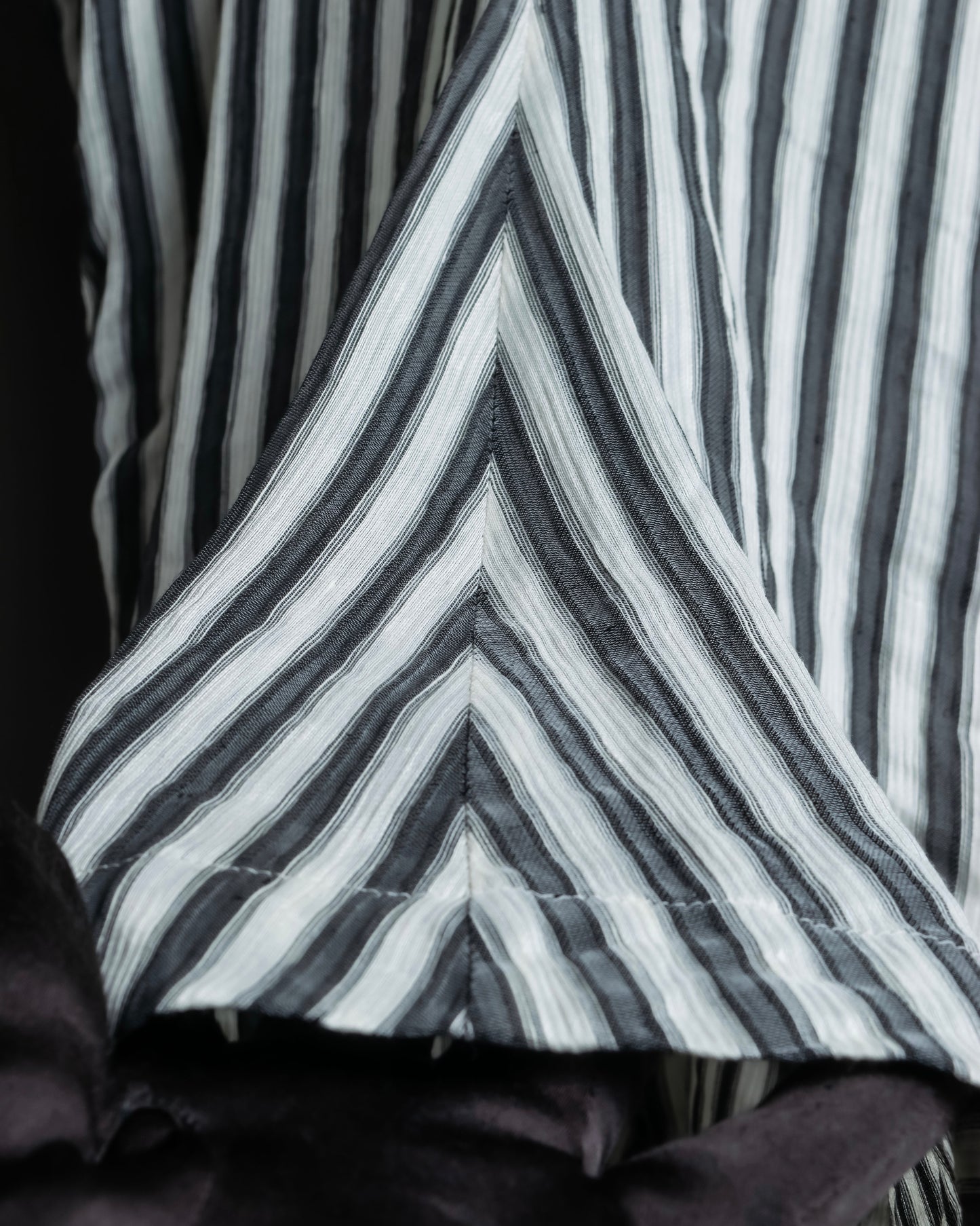 "Beautiful People" Gathered design pillow stripe pullover