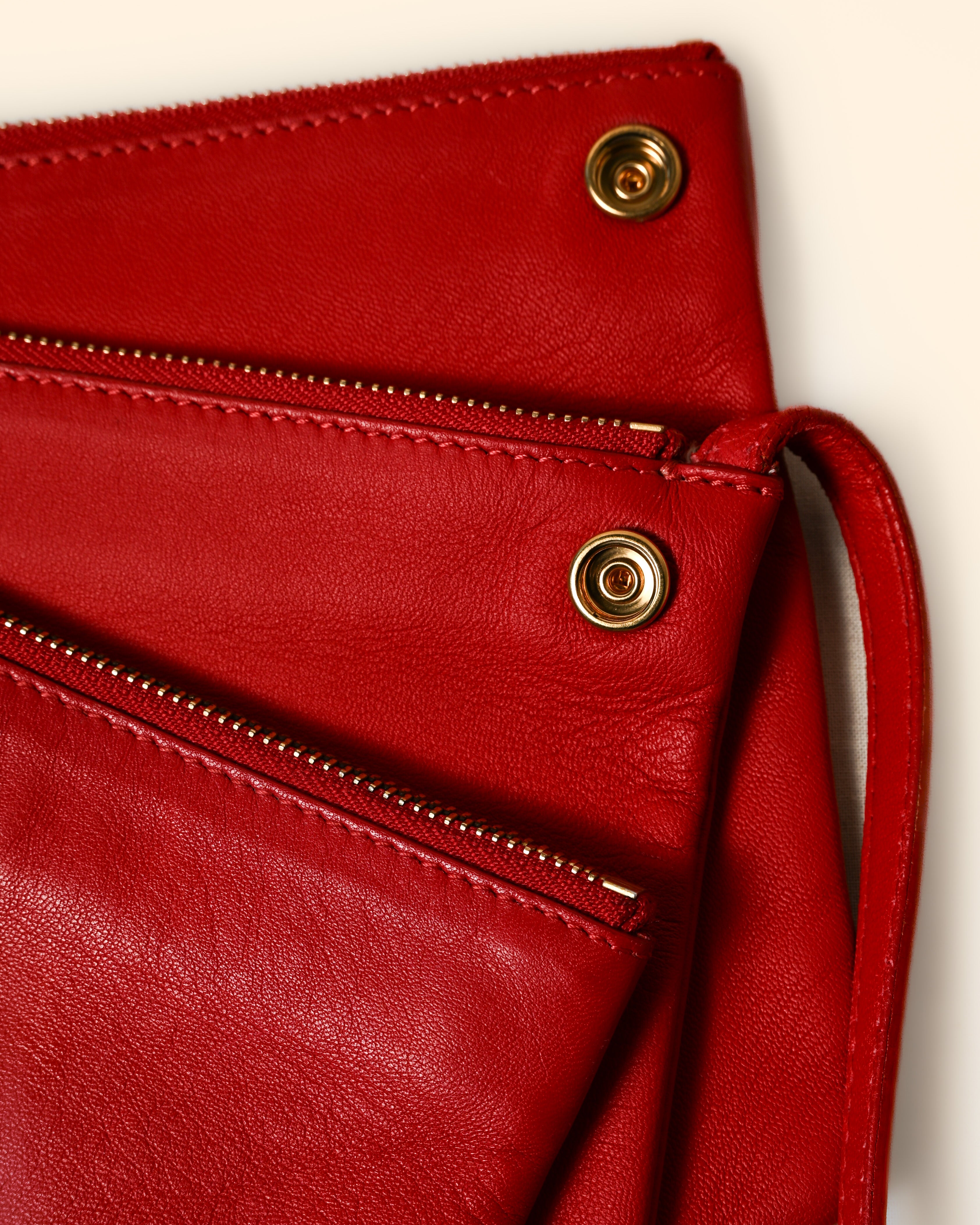 CÉLINE by Phoebe Philo
/ "Trio Small" Shoulder Bag Red