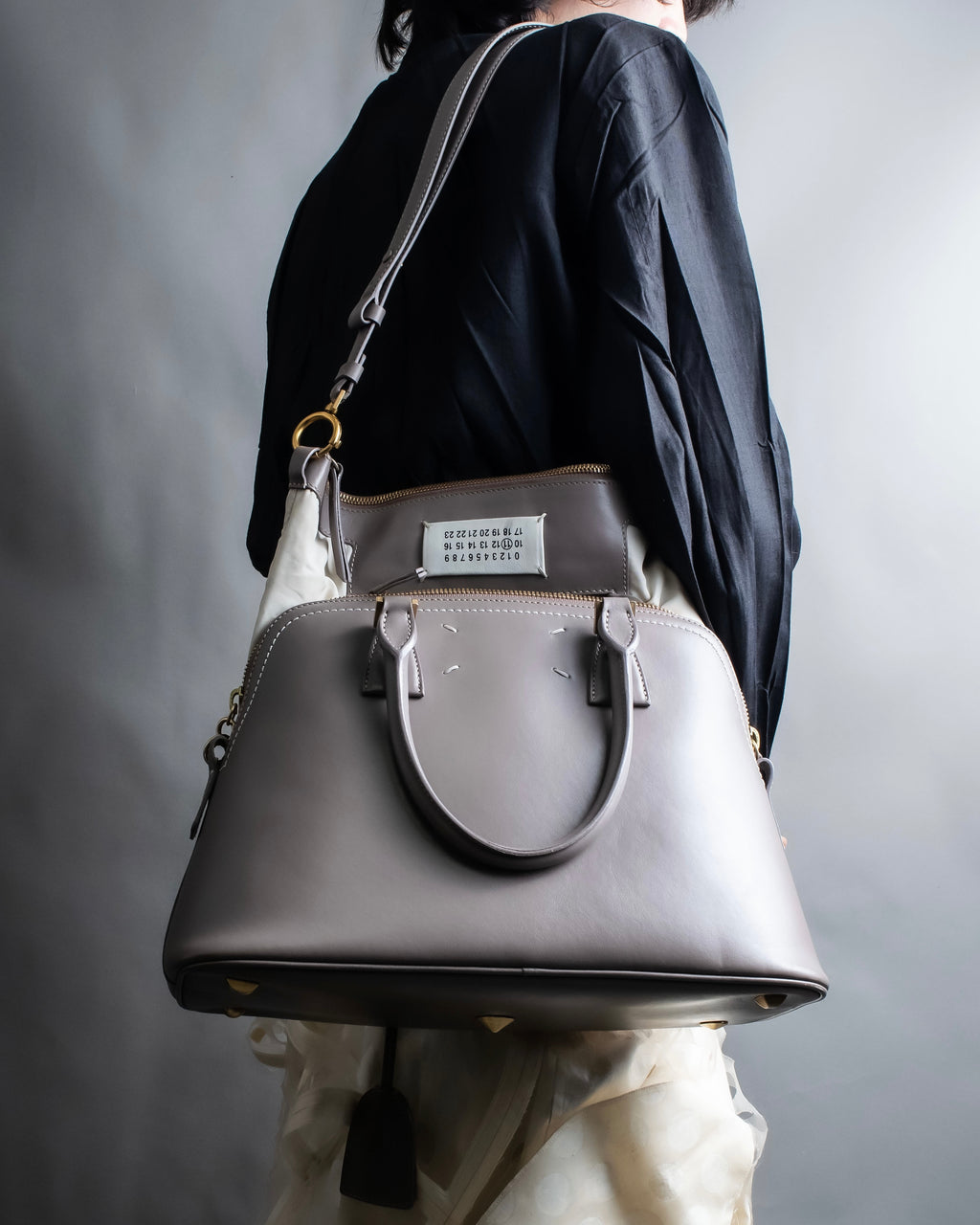 "MAISON MARGIELA" 5AC medium 2way handbag